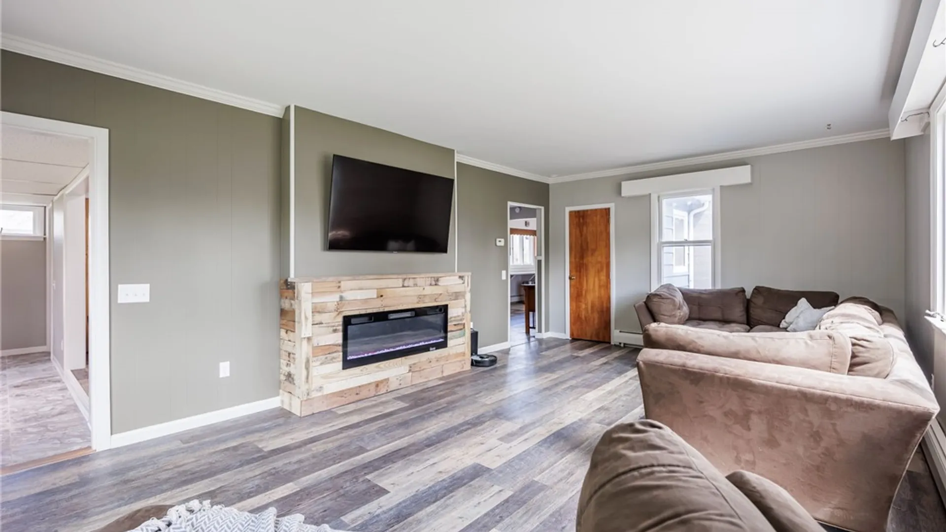 Property at 178 Elmgrove Road, Greece, NY 14626 9