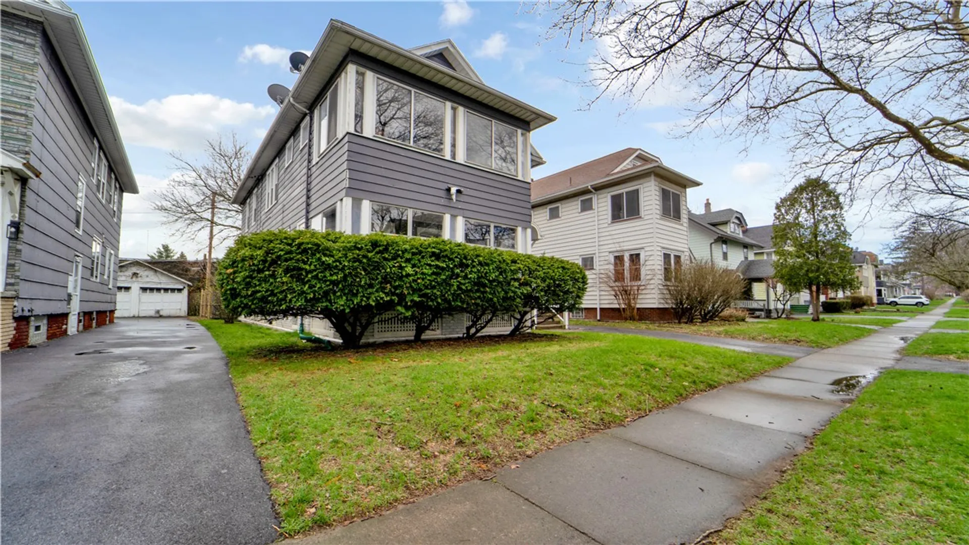 Property at 811-815 Grand Avenue, Rochester, NY 14609 2