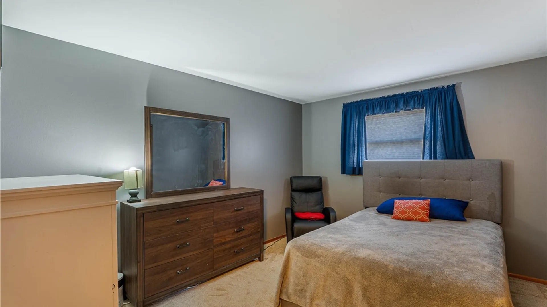 Property at 21 Grand Prix Drive, Cheektowaga, NY 14227 16