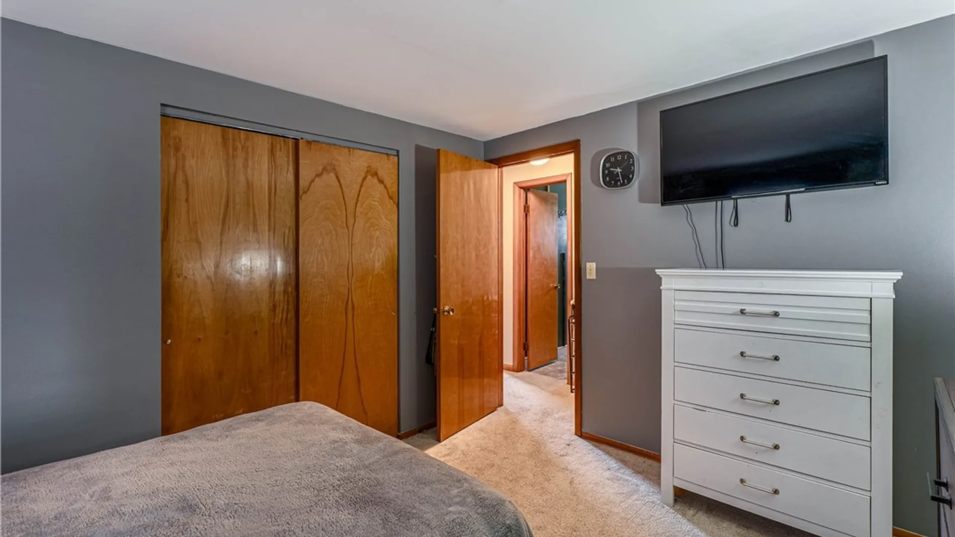 Property at 21 Grand Prix Drive, Cheektowaga, NY 14227 17