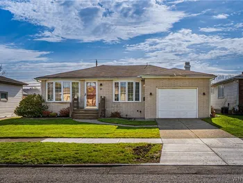 21 Grand Prix Drive, Cheektowaga, NY 14227