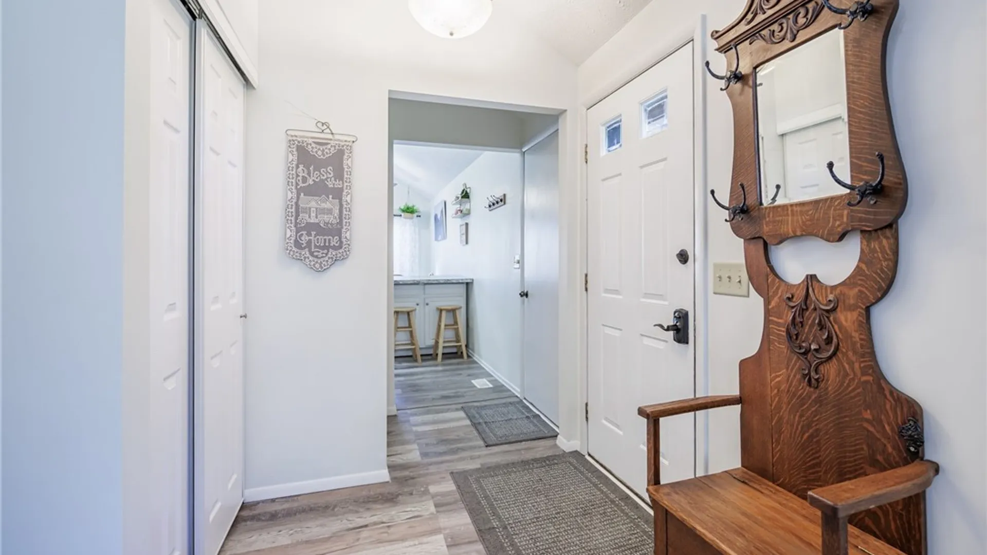 Property at 7 Pickett Lane, Parma, NY 14468 11