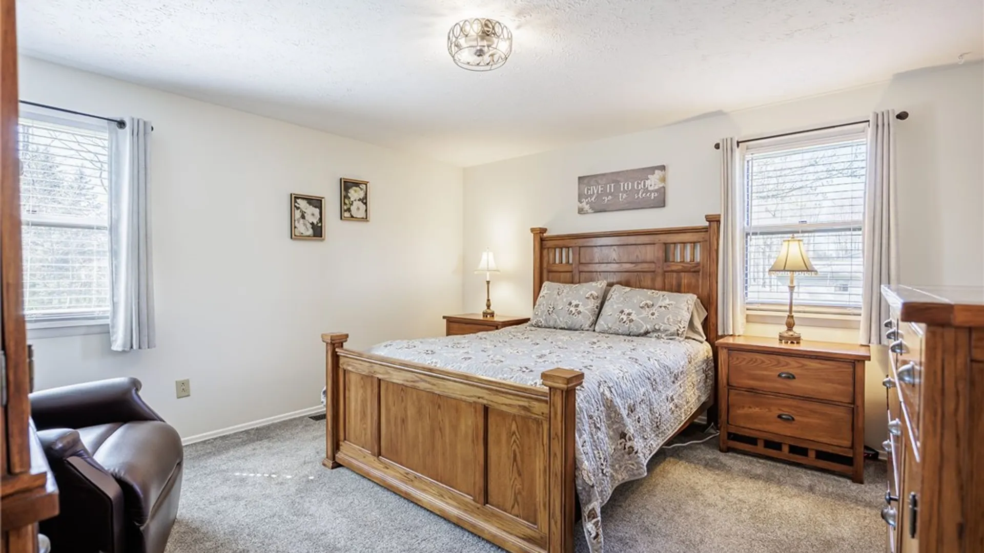 Property at 7 Pickett Lane, Parma, NY 14468 18