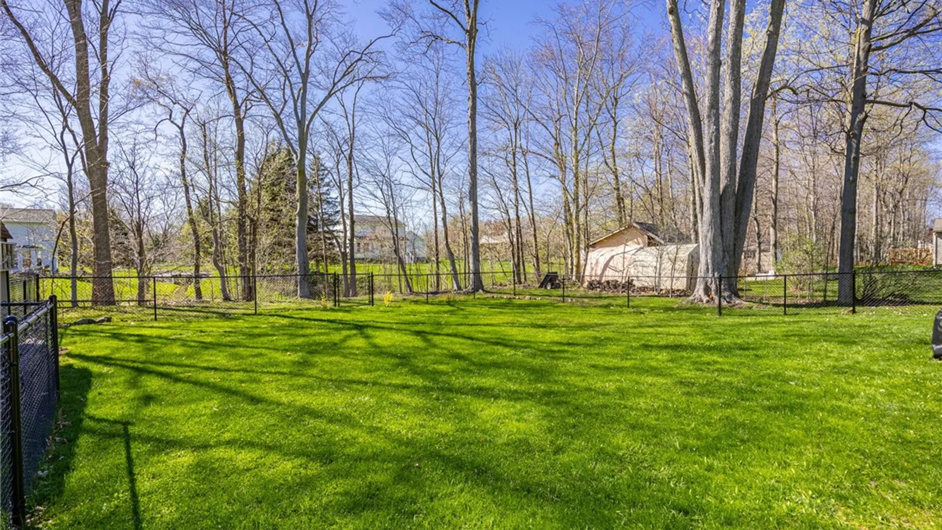 Property at 7 Pickett Lane, Parma, NY 14468 34