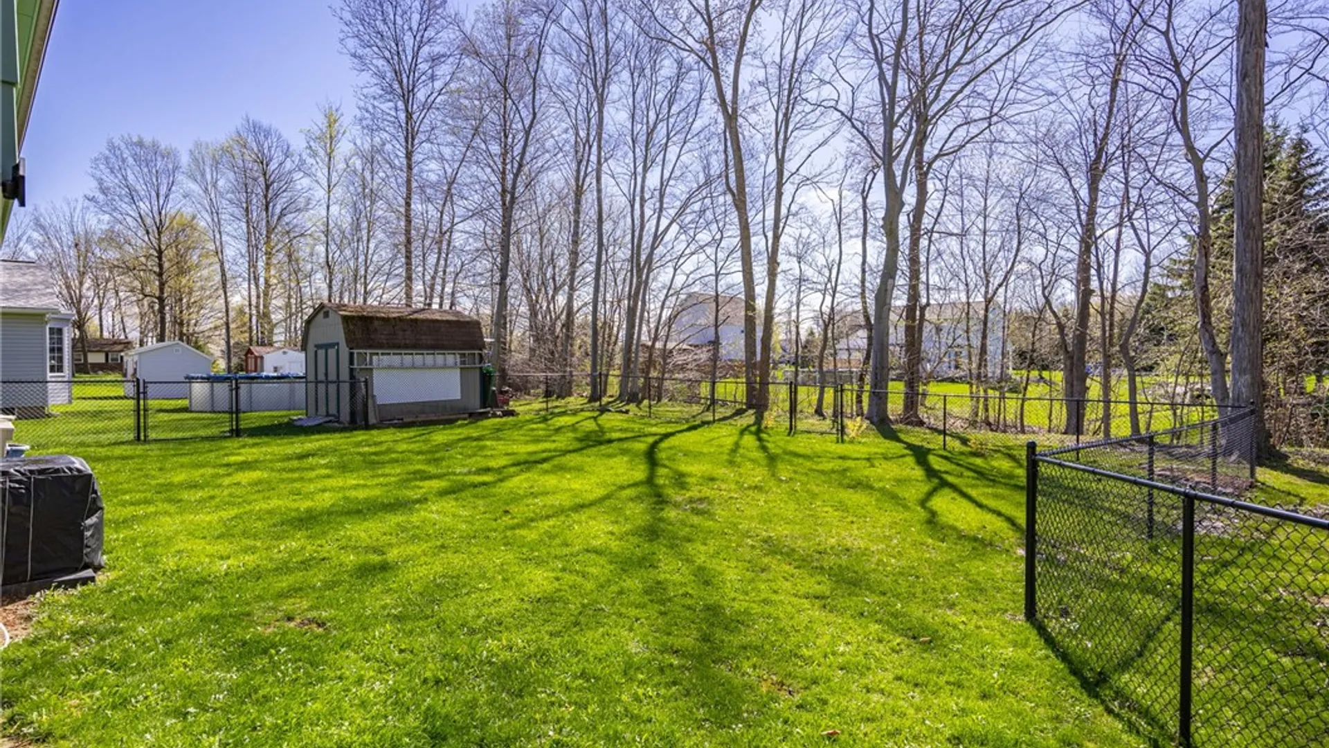 Property at 7 Pickett Lane, Parma, NY 14468 35