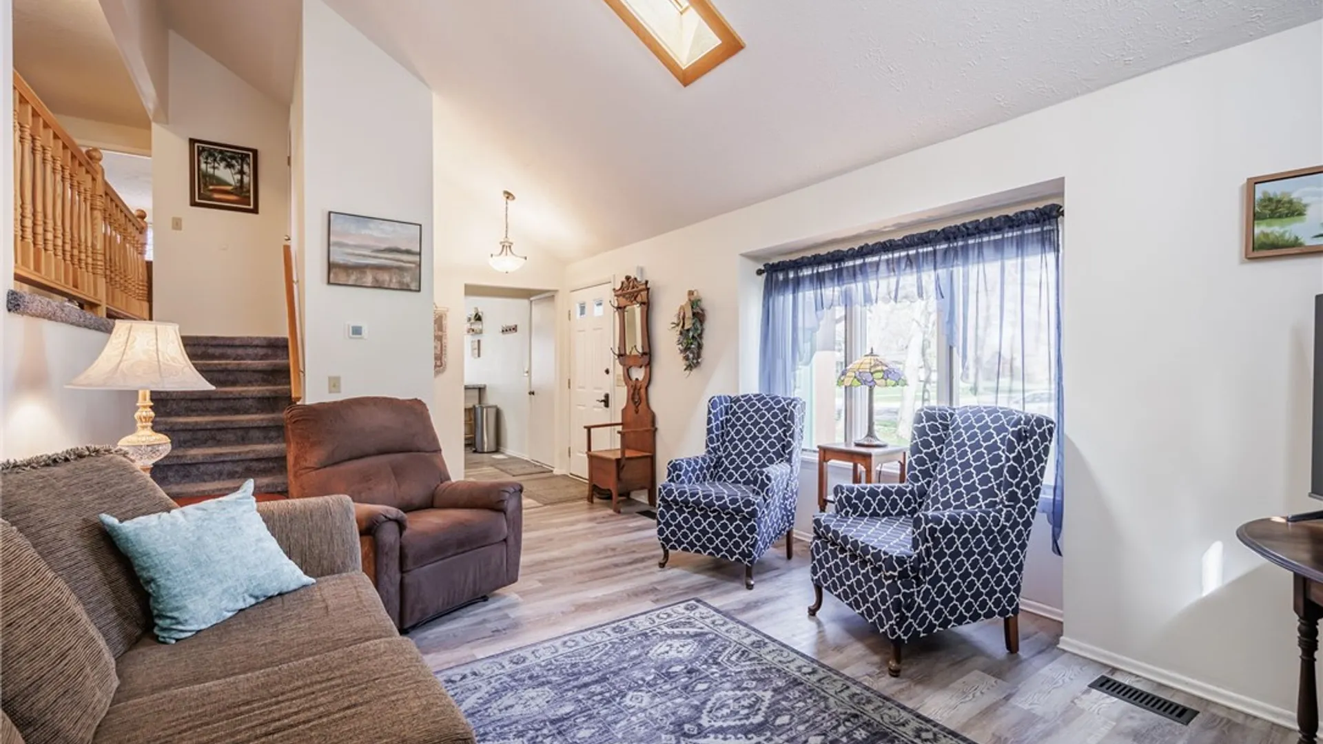 Property at 7 Pickett Lane, Parma, NY 14468 8