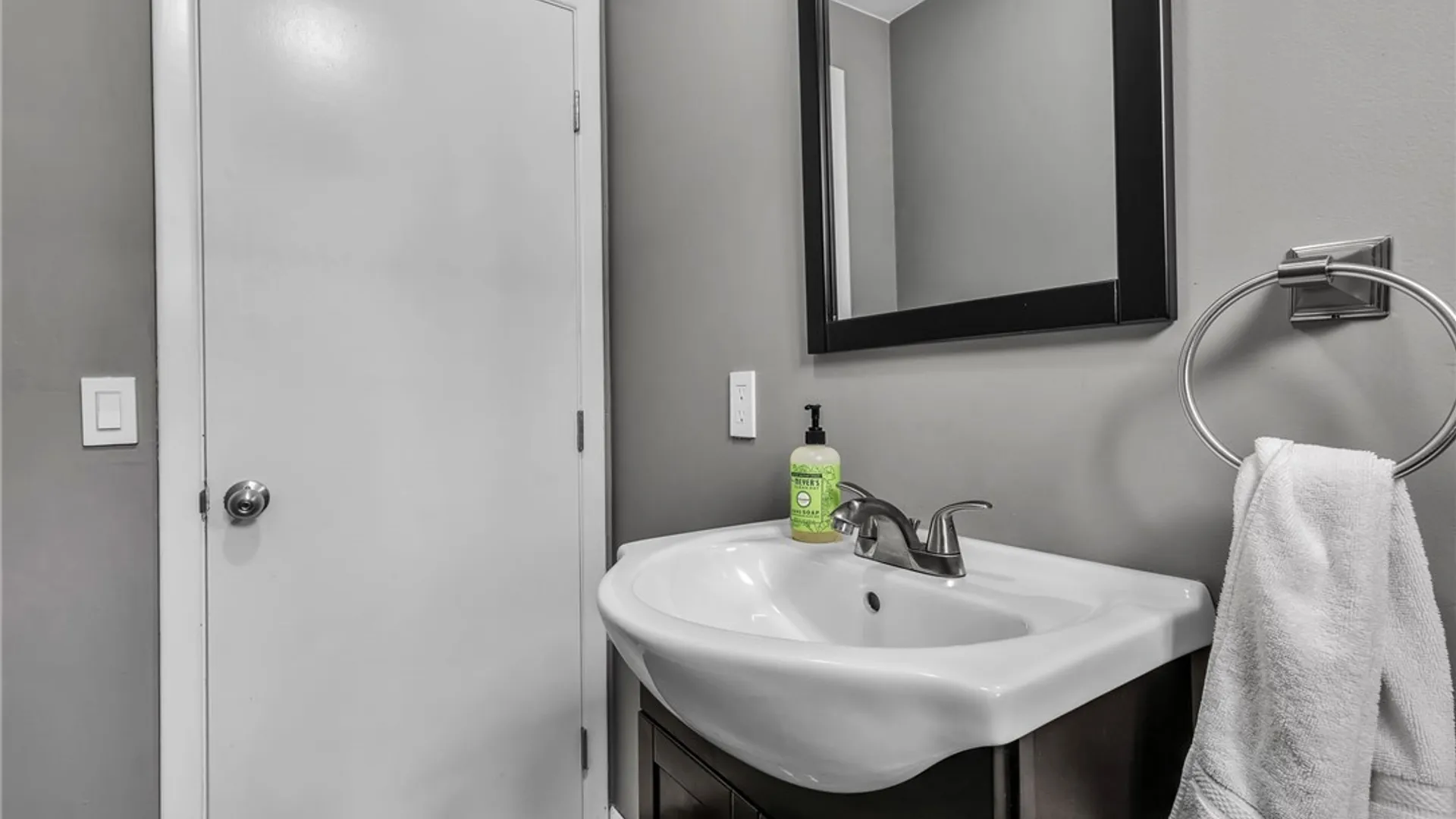 Property at 67 Transit Hill Drive, Cheektowaga, NY 14043 20