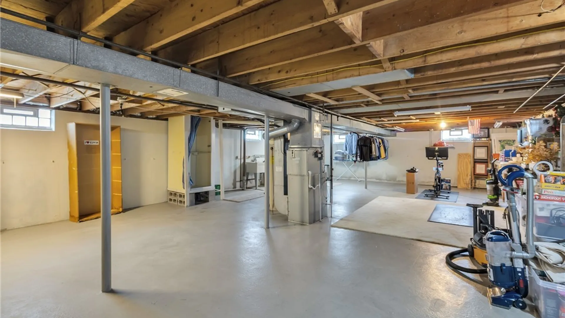 Property at 67 Transit Hill Drive, Cheektowaga, NY 14043 31