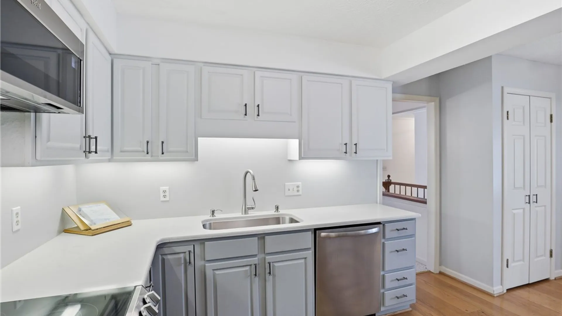 Property at 52 Stonington Drive, Pittsford, NY 14534 11