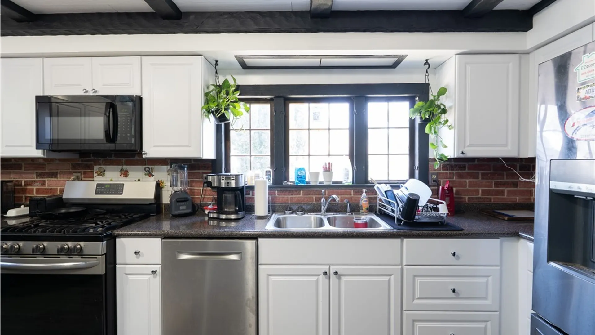 Property at 6 Pine Street, Perry, NY 14530 6