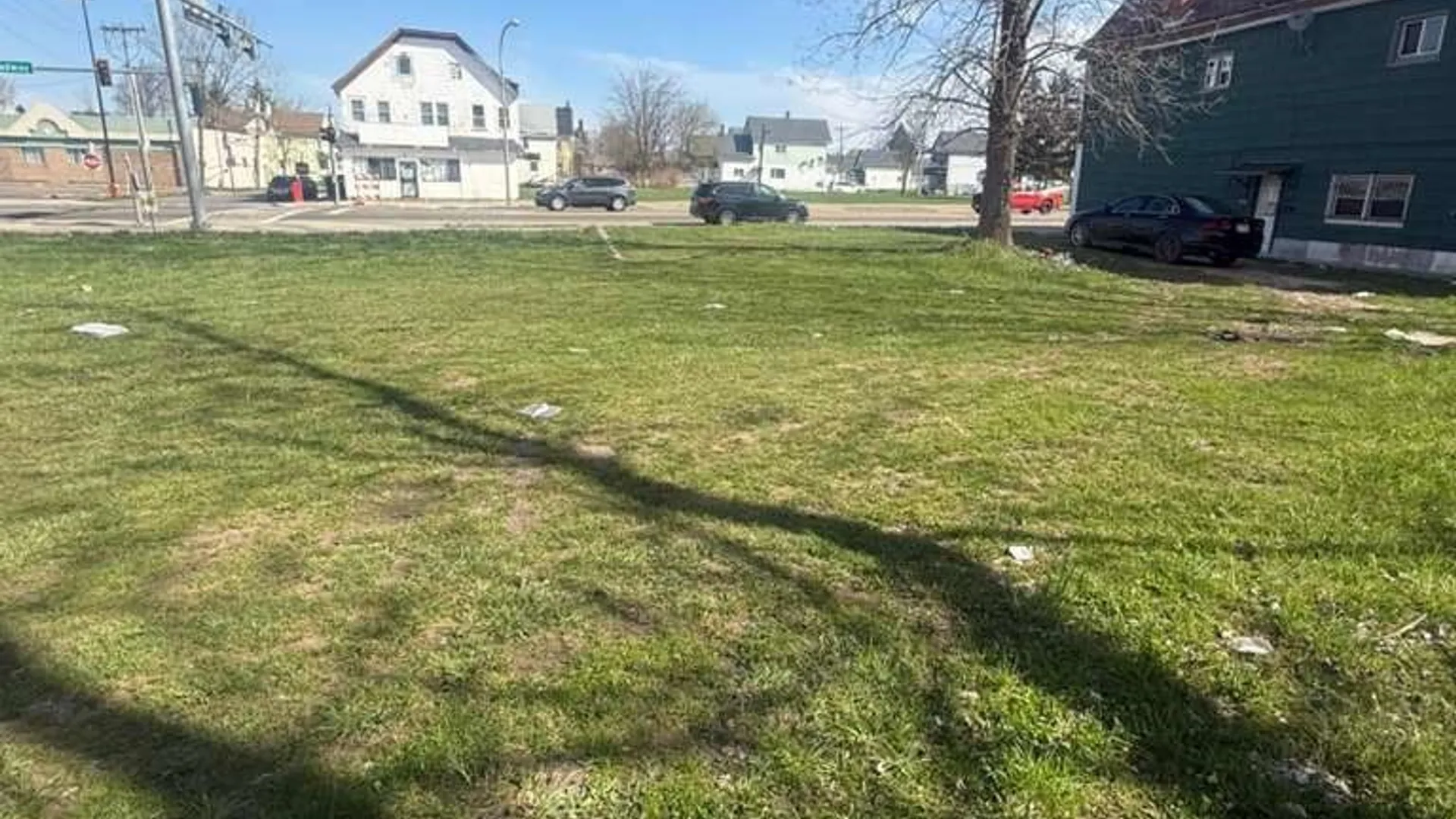 Property at 1387 Broadway, Buffalo, NY 14212 3