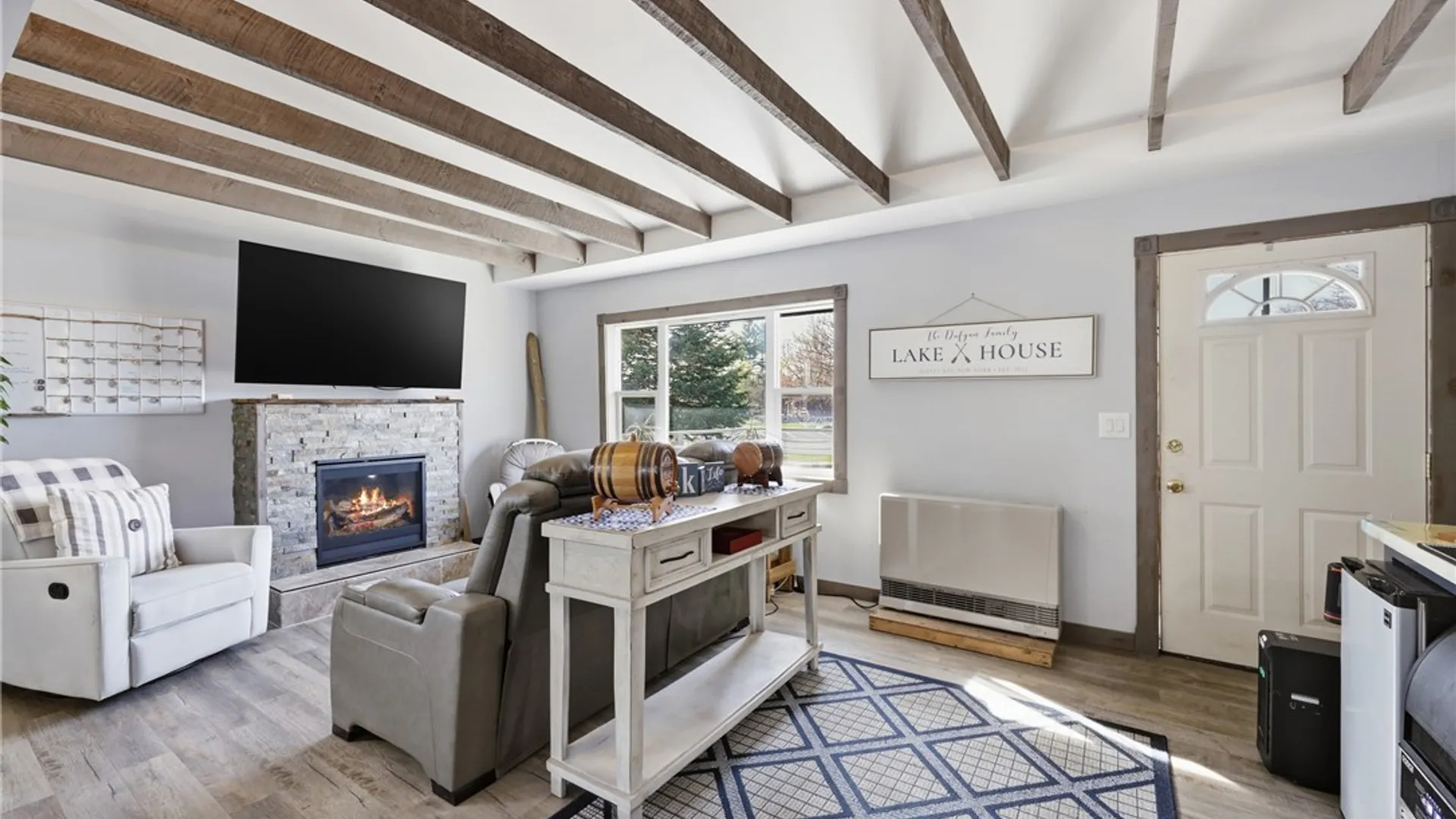 Property at 879 Triangle Drive, Hanover, NY 14081 5