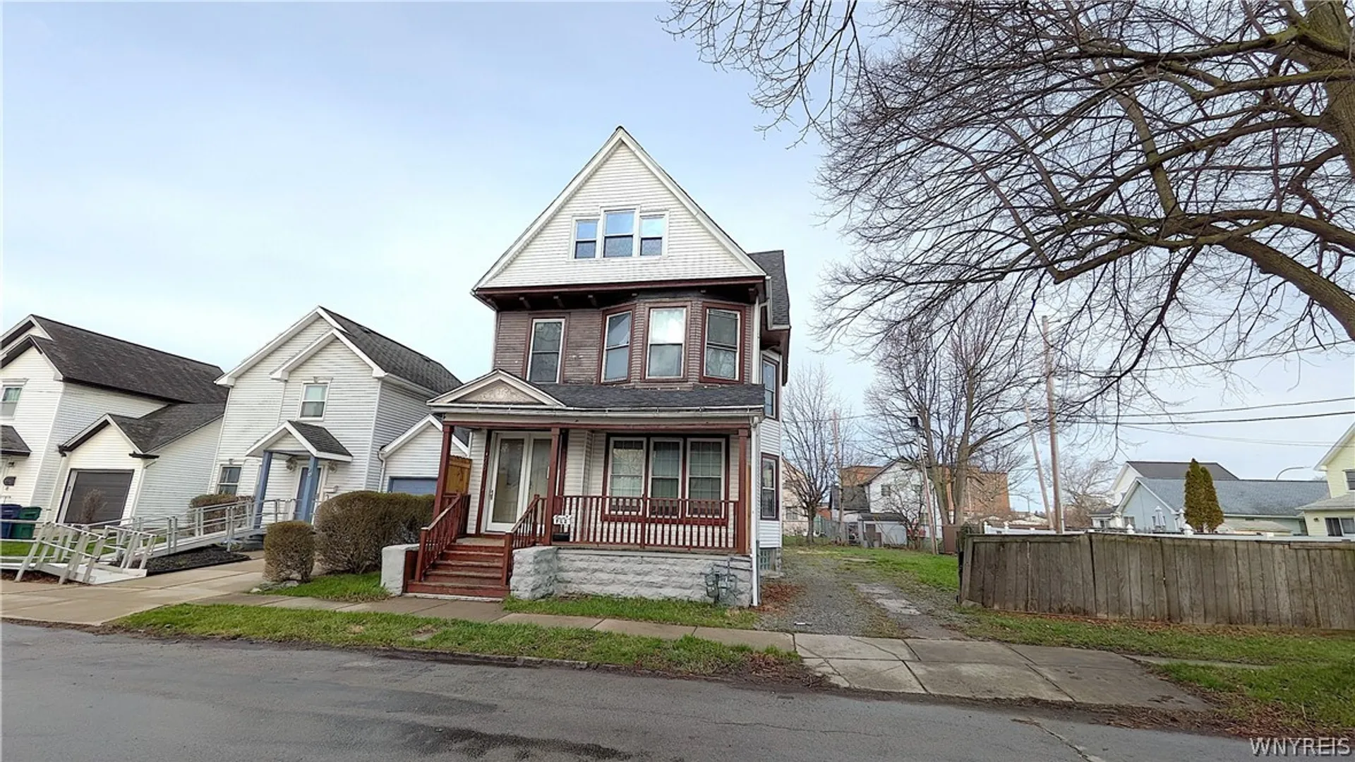 Property at 26 Madison Street, Buffalo, NY 14210 2