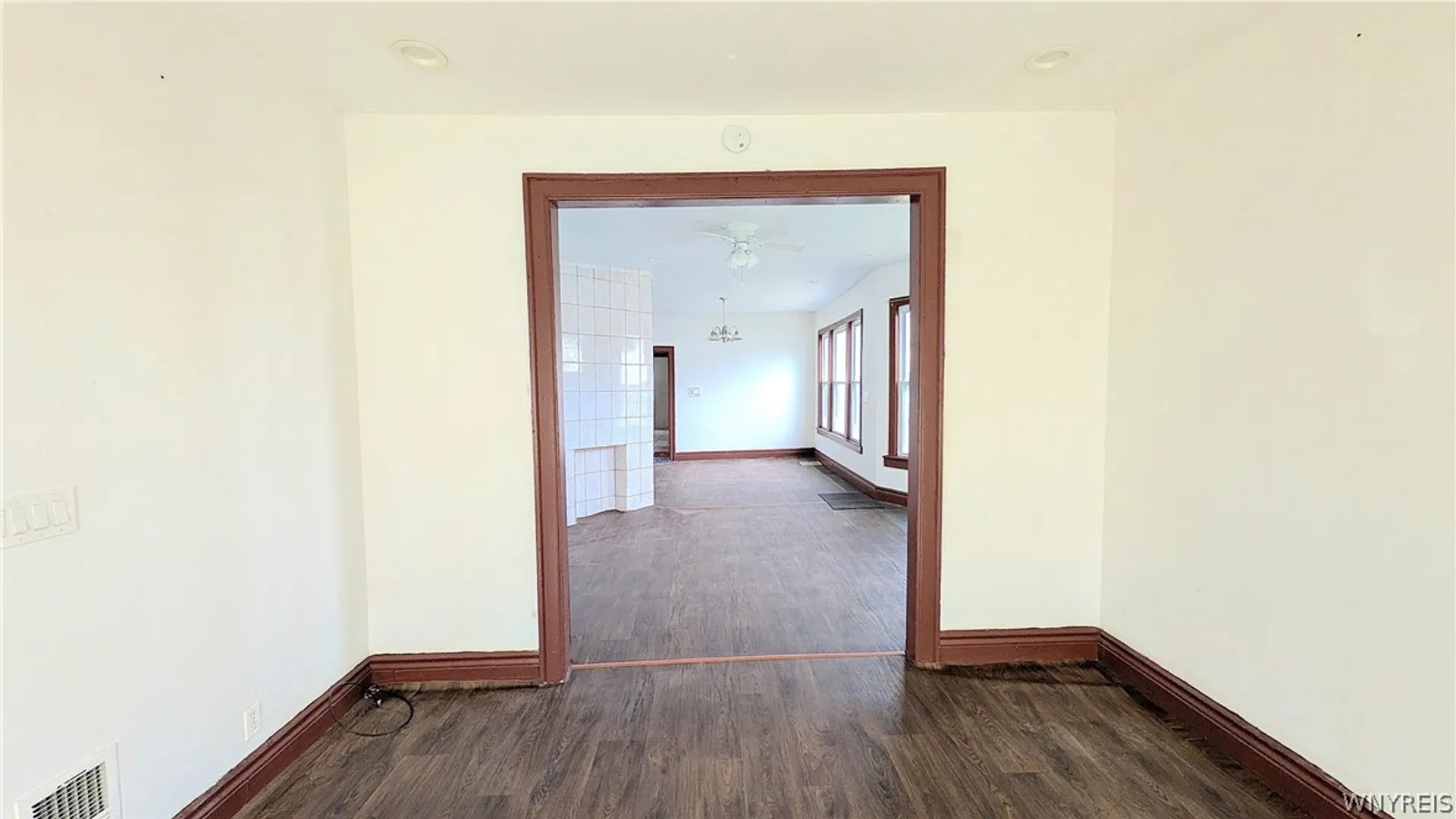 Property at 26 Madison Street, Buffalo, NY 14210 4