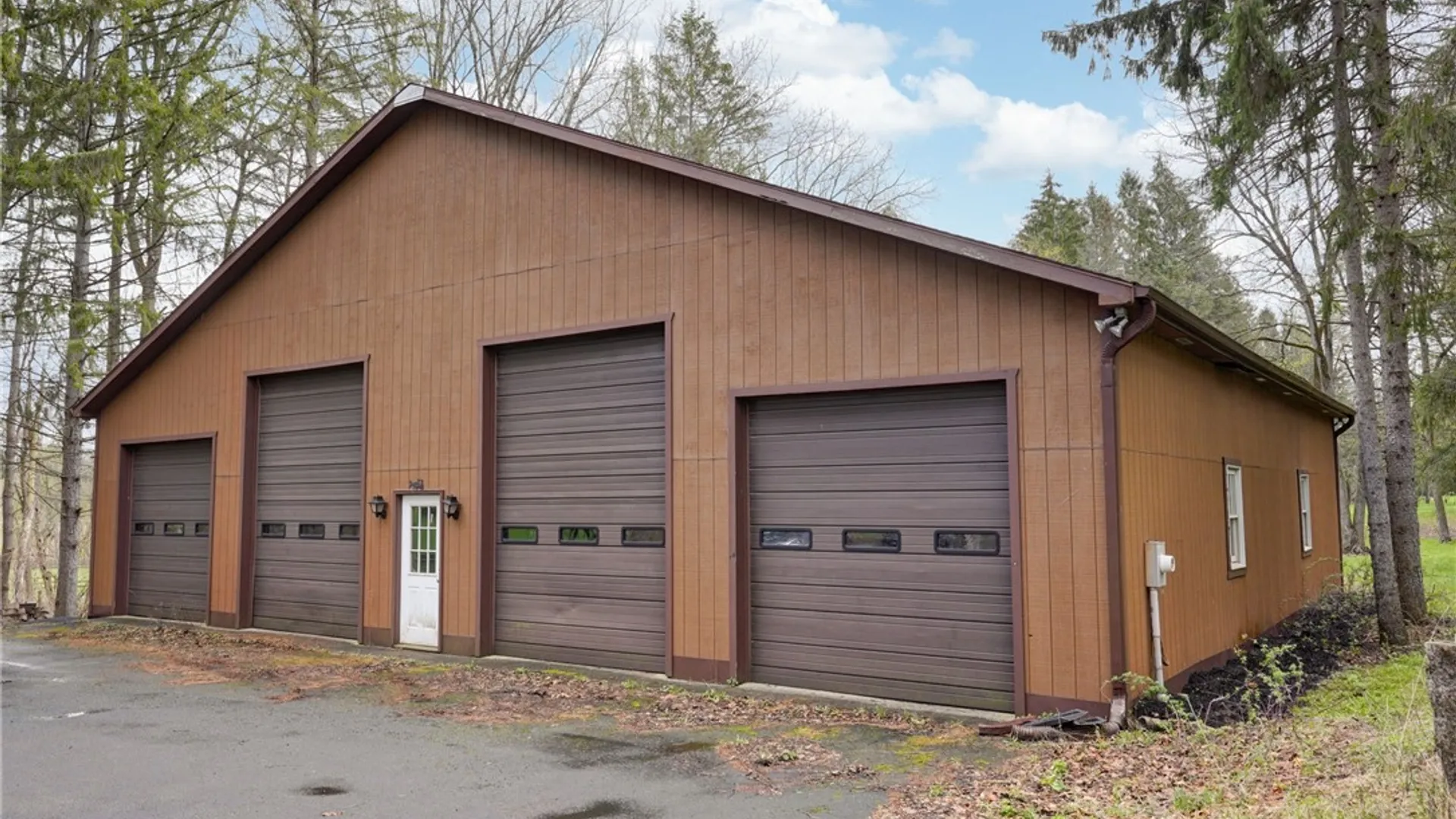 Property at 260 Mendon Center Road, Mendon, NY 14472 32