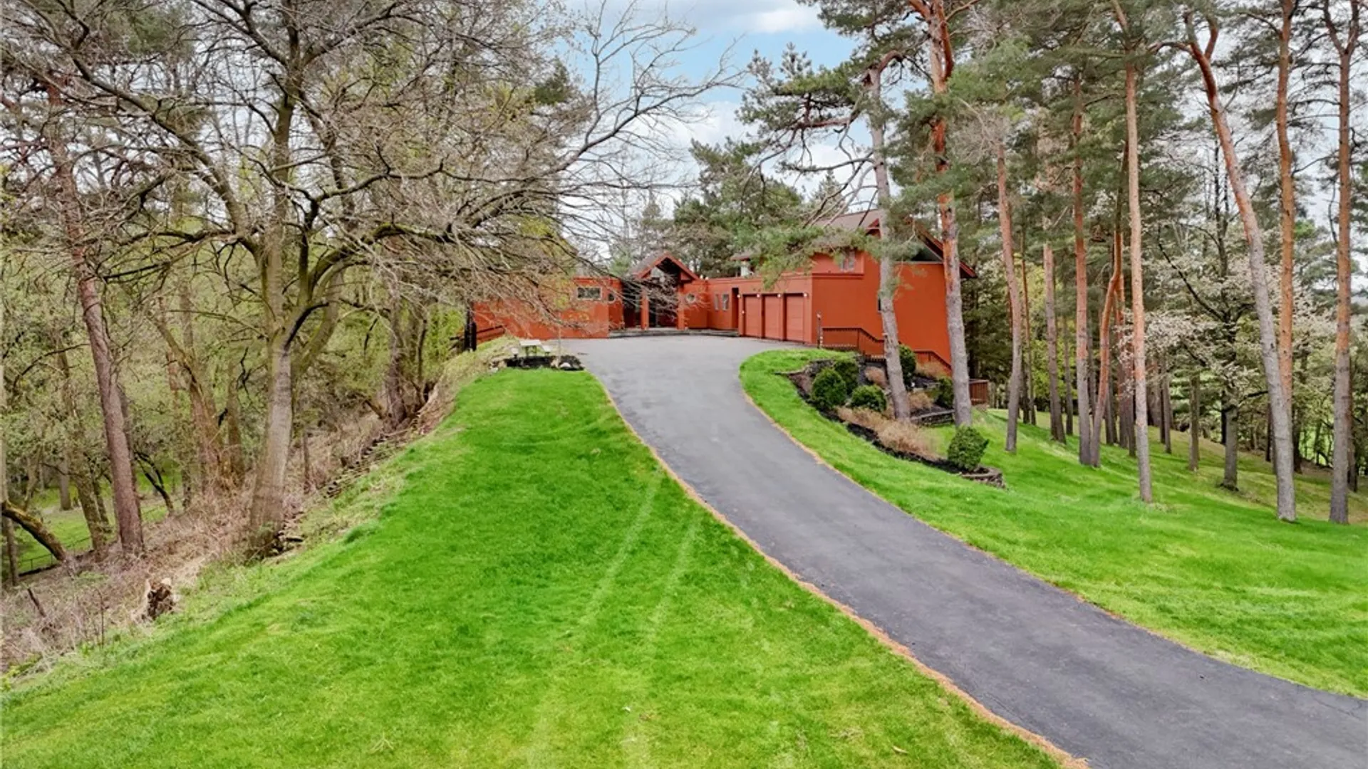 Property at 260 Mendon Center Road, Mendon, NY 14472 8