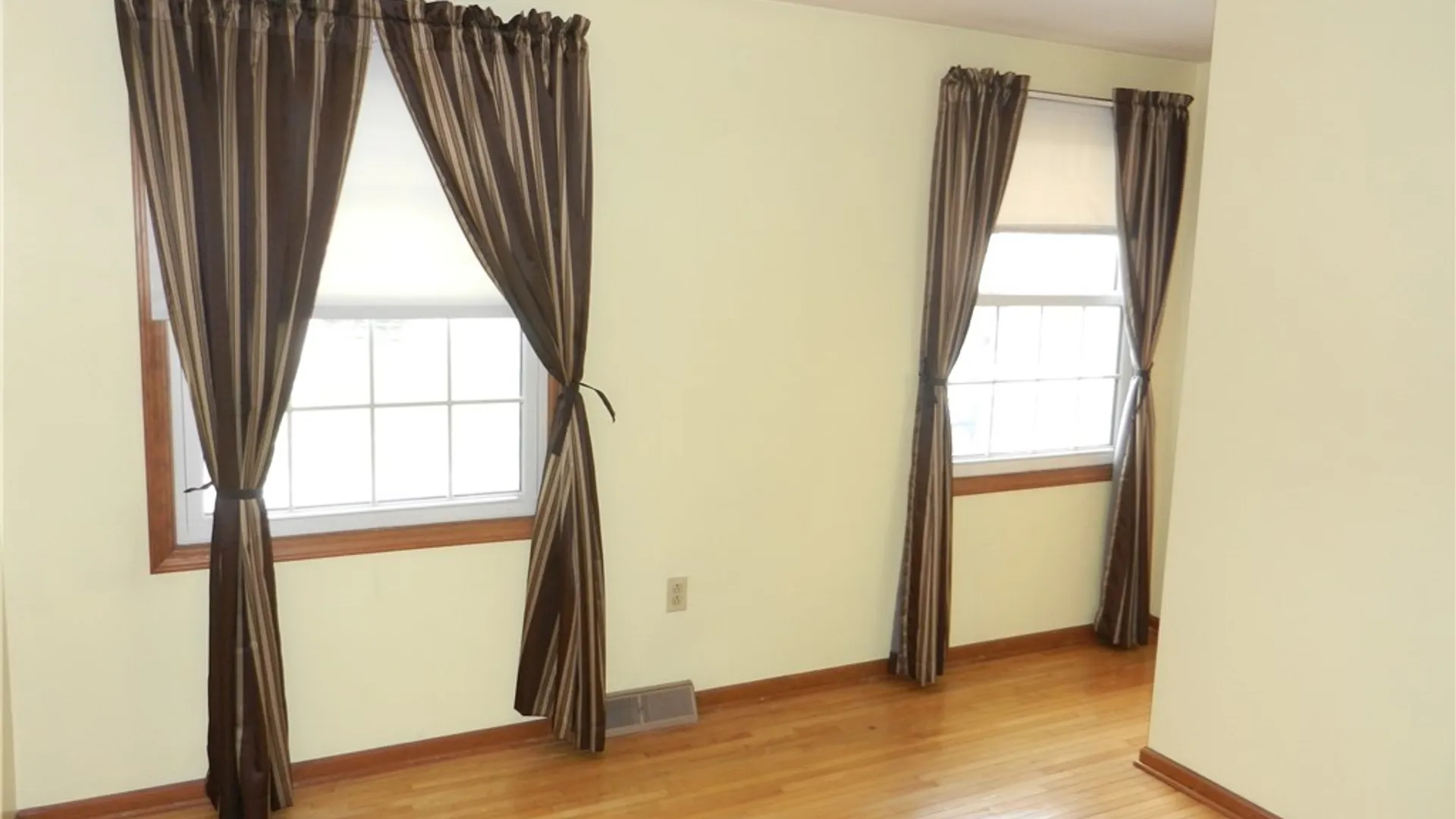 Property at 62 Deer Chase Rd Road, West Seneca, NY 14224 13