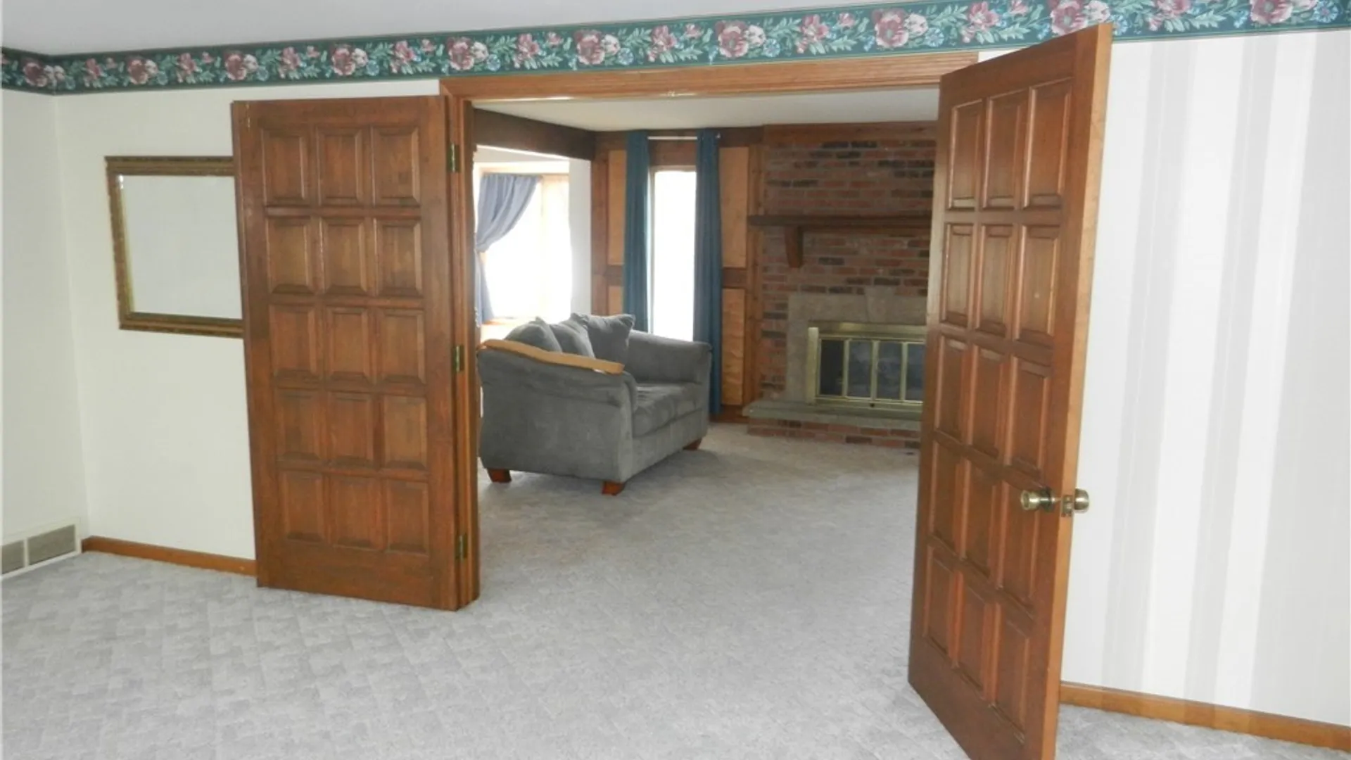 Property at 62 Deer Chase Rd Road, West Seneca, NY 14224 7