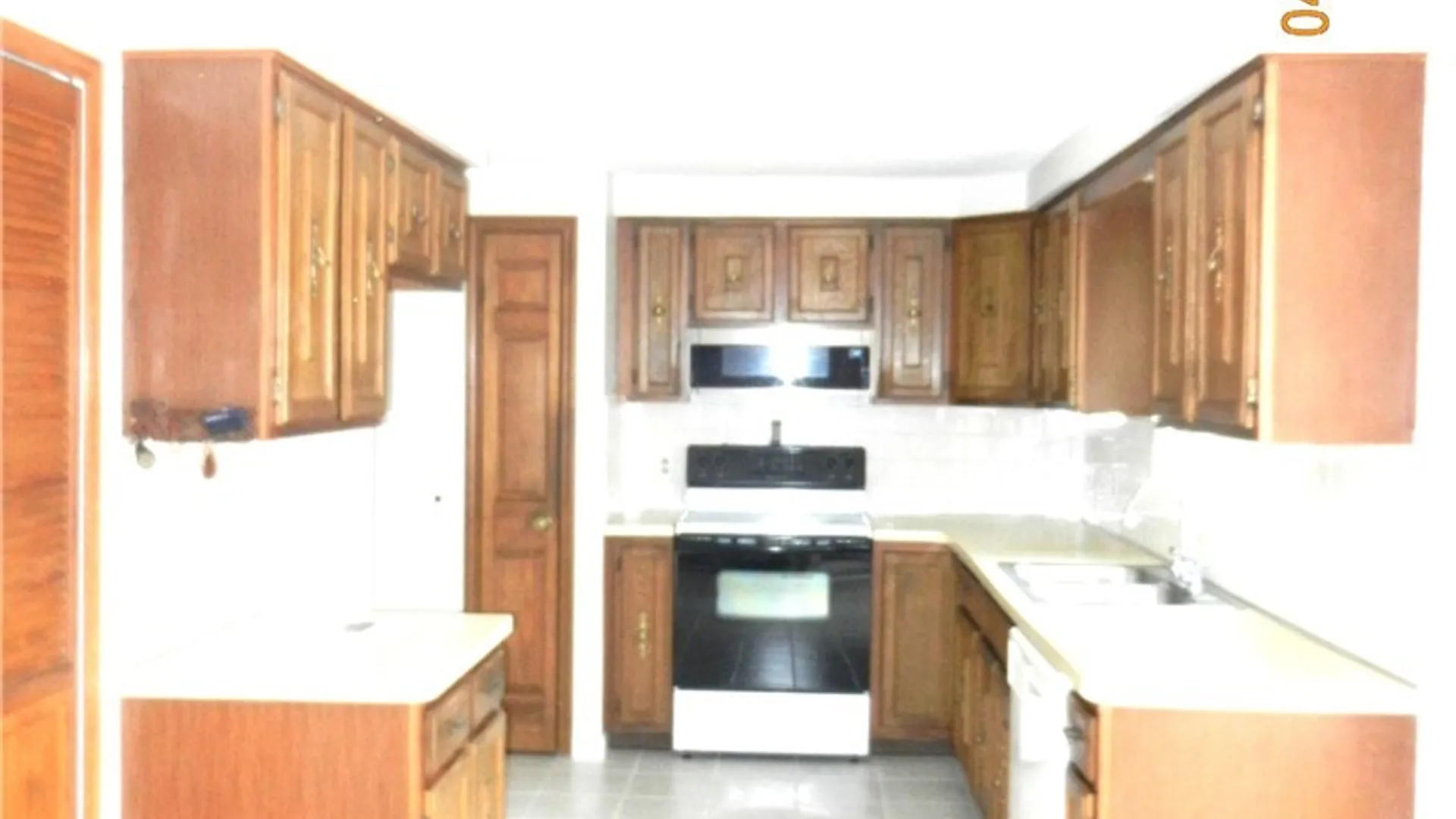 Property at 62 Deer Chase Rd Road, West Seneca, NY 14224 9