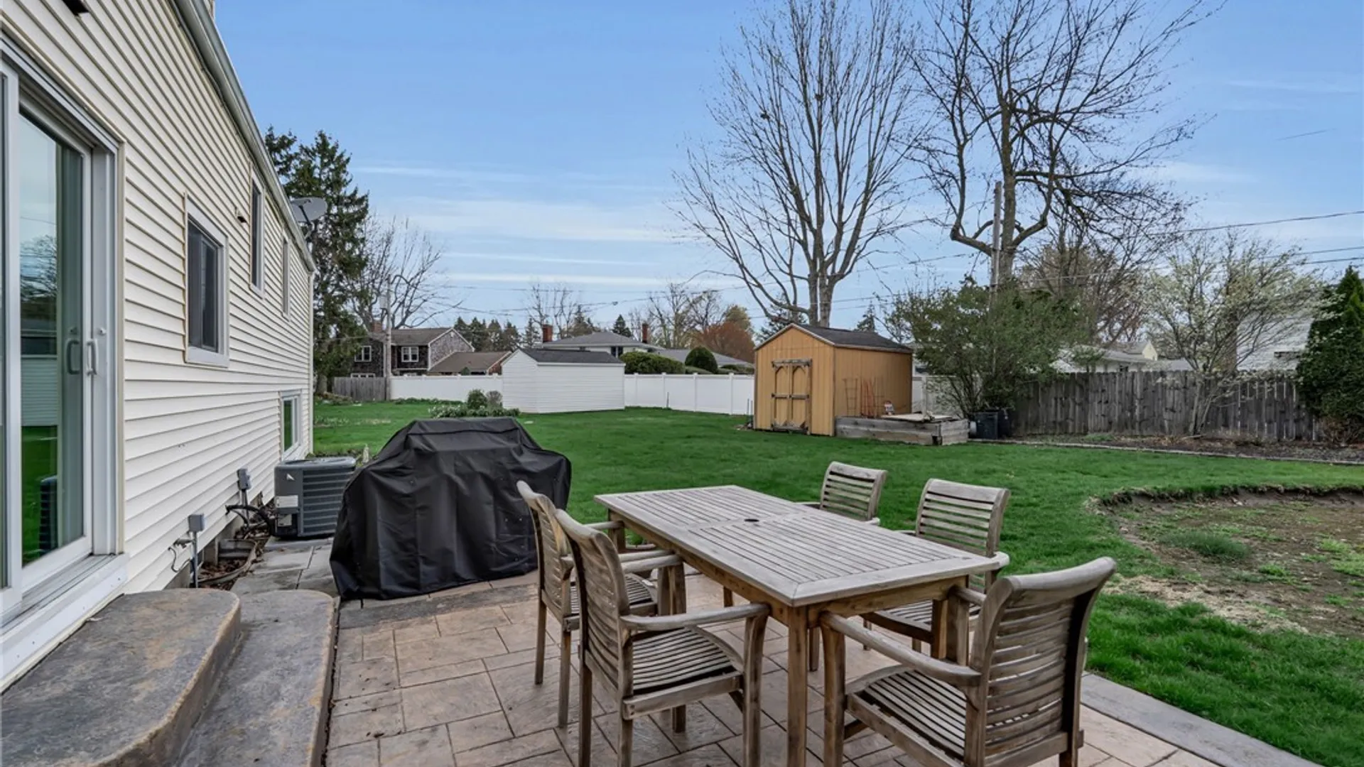 Property at 17 Fox Chapel Court, Amherst, NY 14221 34