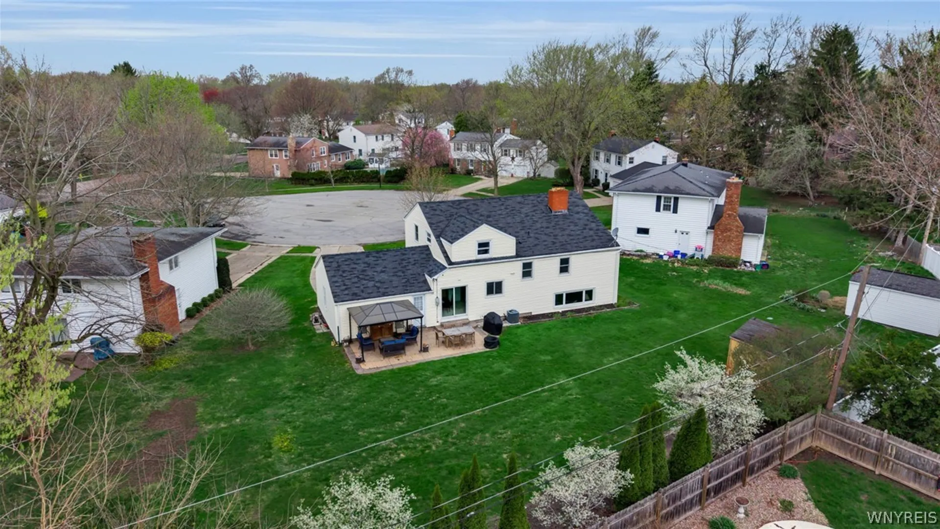 Property at 17 Fox Chapel Court, Amherst, NY 14221 37