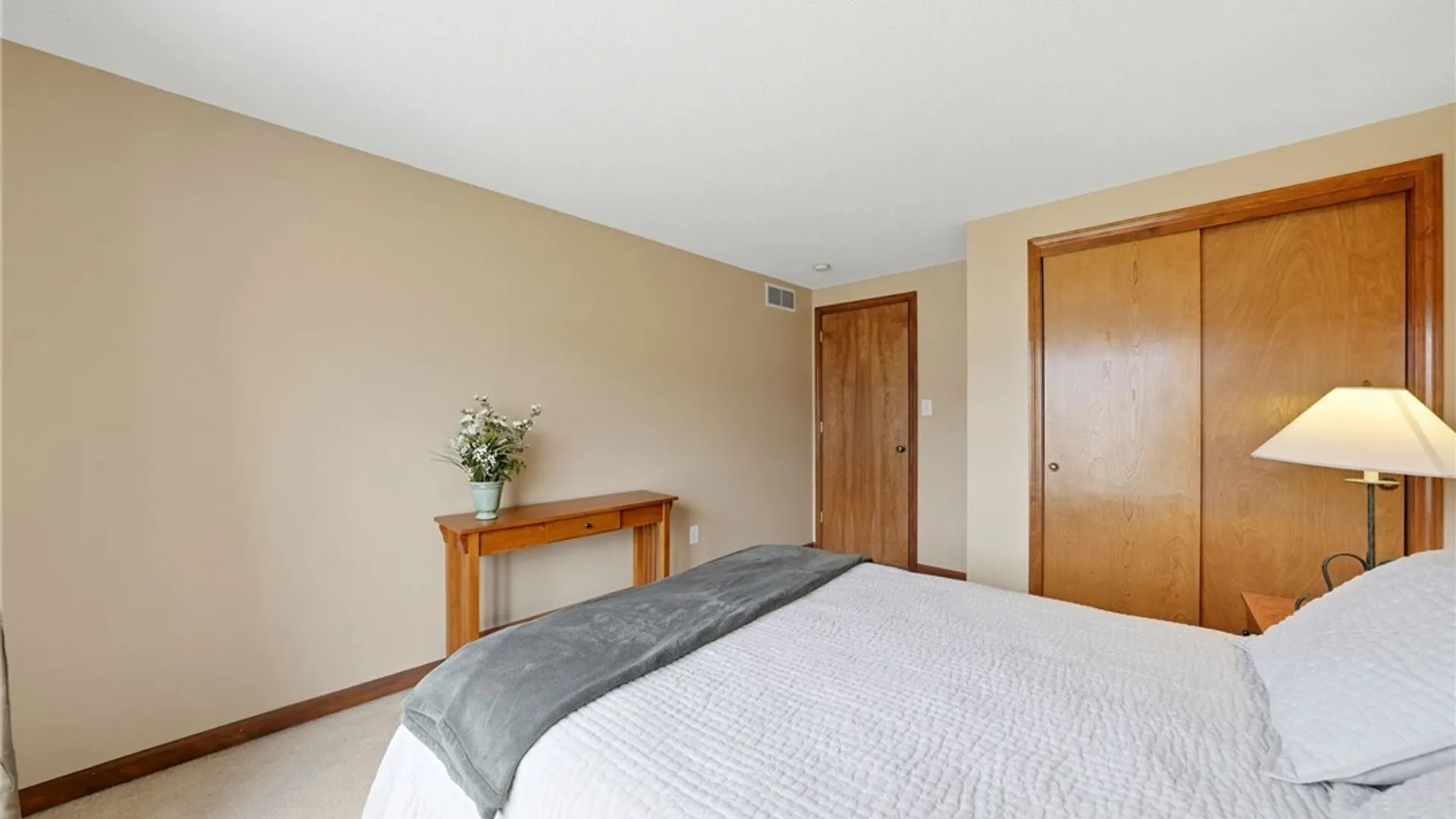 Property at 3460 Parkwood Common, Hamburg, NY 14075 29