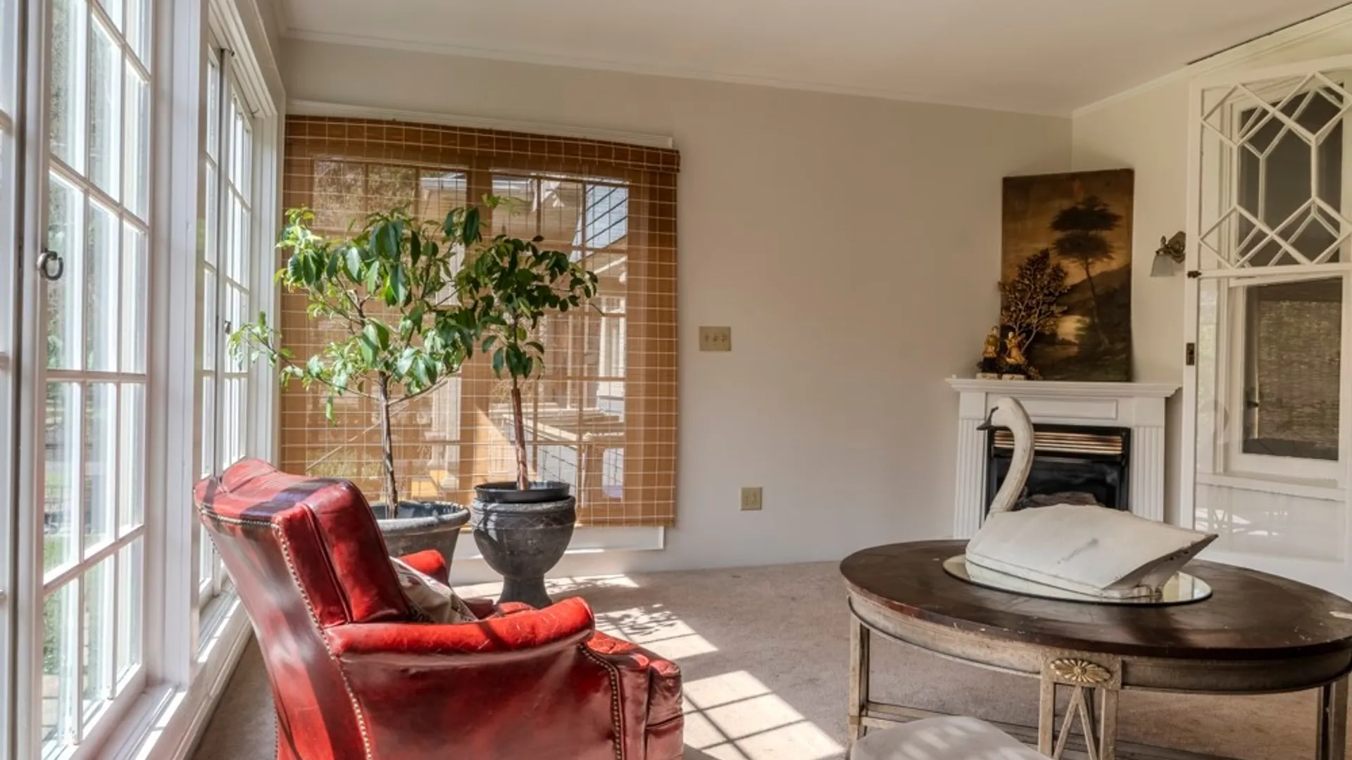 Property at 10 Brattle Road, Syracuse, NY 13203 14