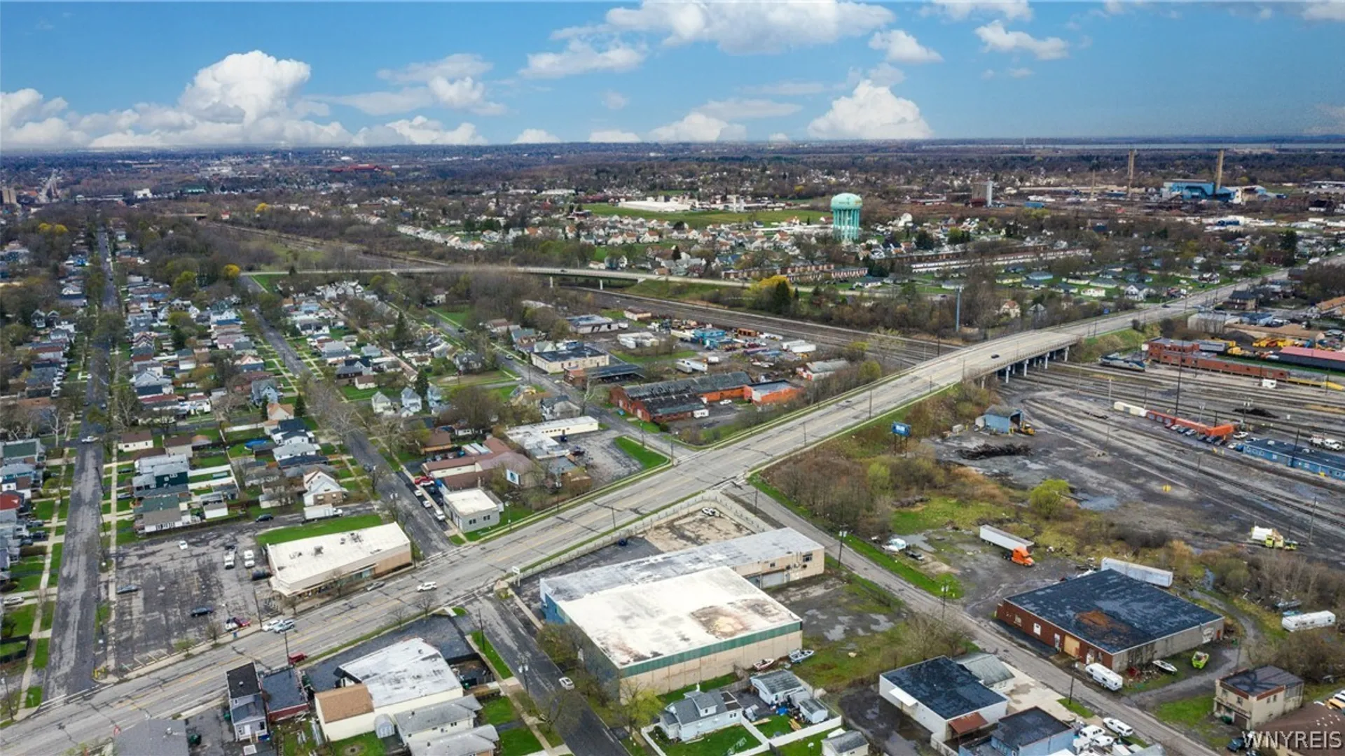 Property at 2425 Hyde Park Boulevard, Niagara Falls, NY 14305 16