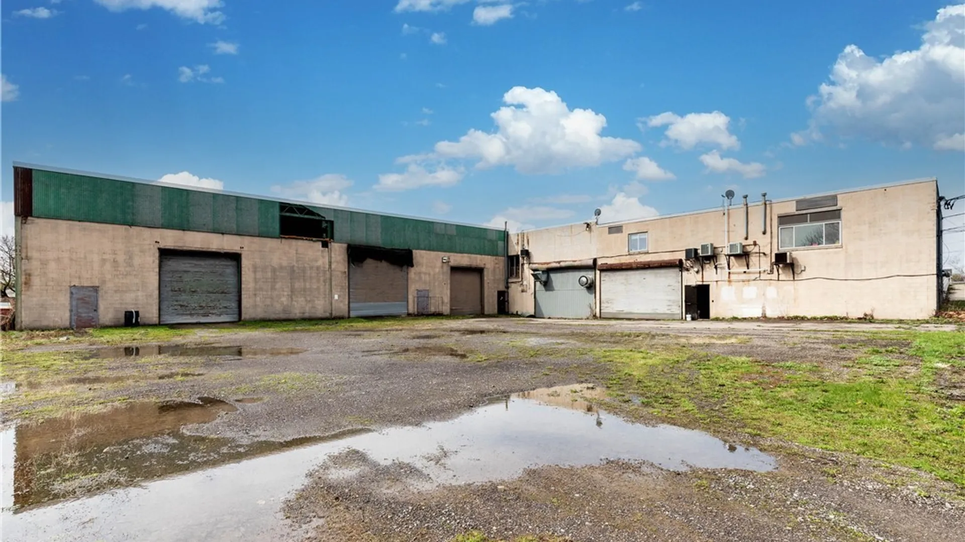 Property at 2425 Hyde Park Boulevard, Niagara Falls, NY 14305 18