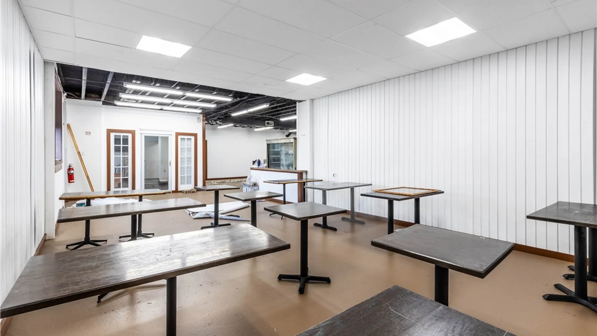 Property at 2425 Hyde Park Boulevard, Niagara Falls, NY 14305 25