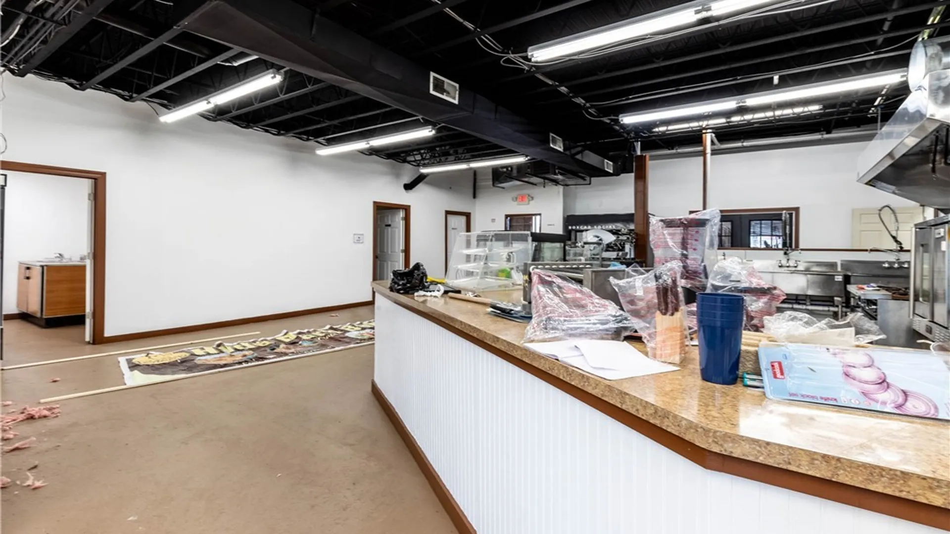 Property at 2425 Hyde Park Boulevard, Niagara Falls, NY 14305 27