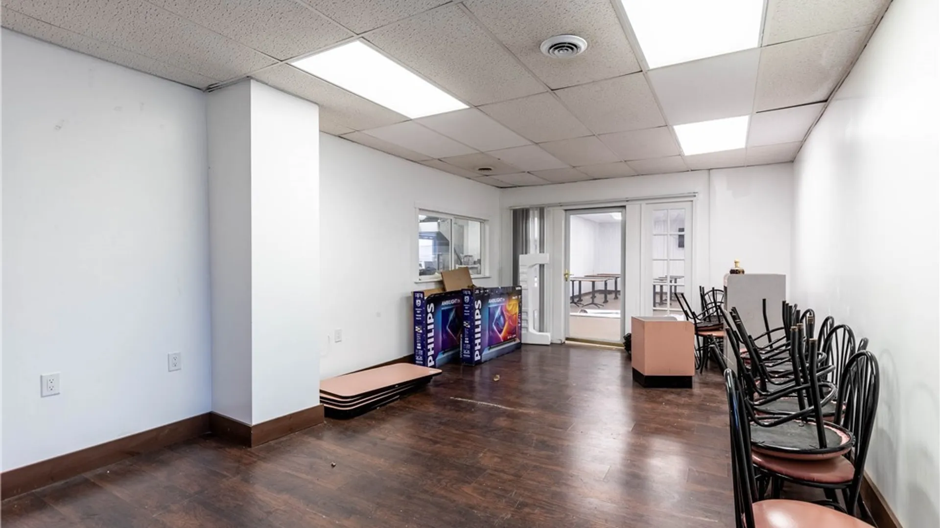 Property at 2425 Hyde Park Boulevard, Niagara Falls, NY 14305 38