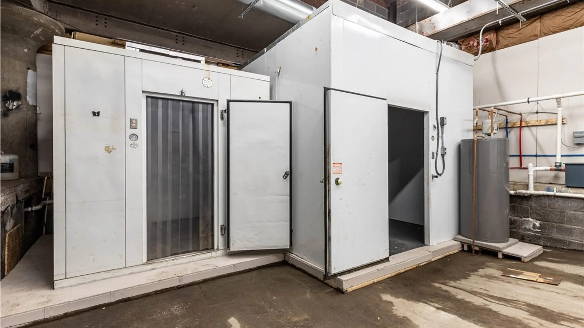 Property at 2425 Hyde Park Boulevard, Niagara Falls, NY 14305 43