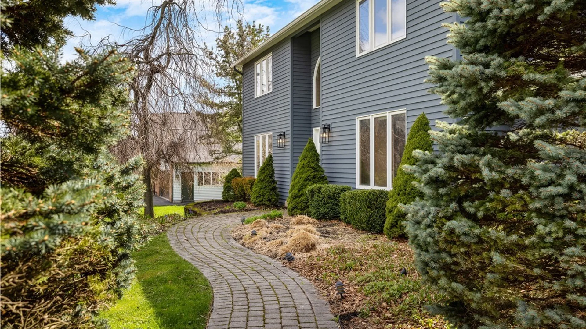 Property at 4520 Red Spruce Lane, Manlius, NY 13104 4