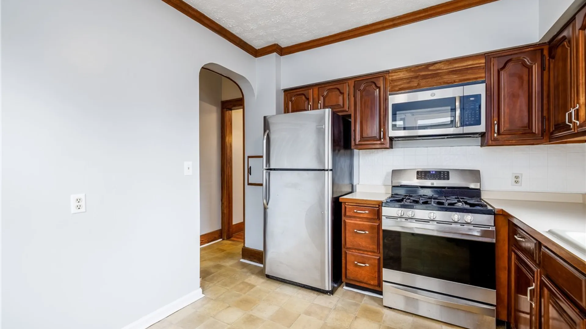 Property at 85 Culver Parkway, Irondequoit, NY 14609 25