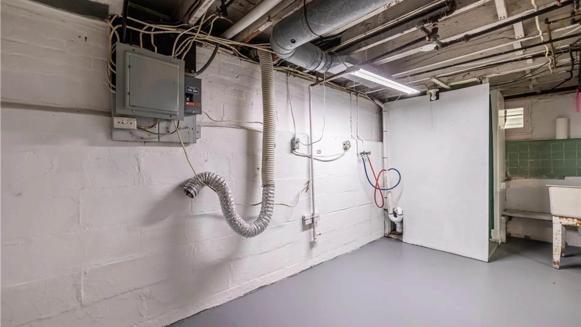 Property at 85 Culver Parkway, Irondequoit, NY 14609 40