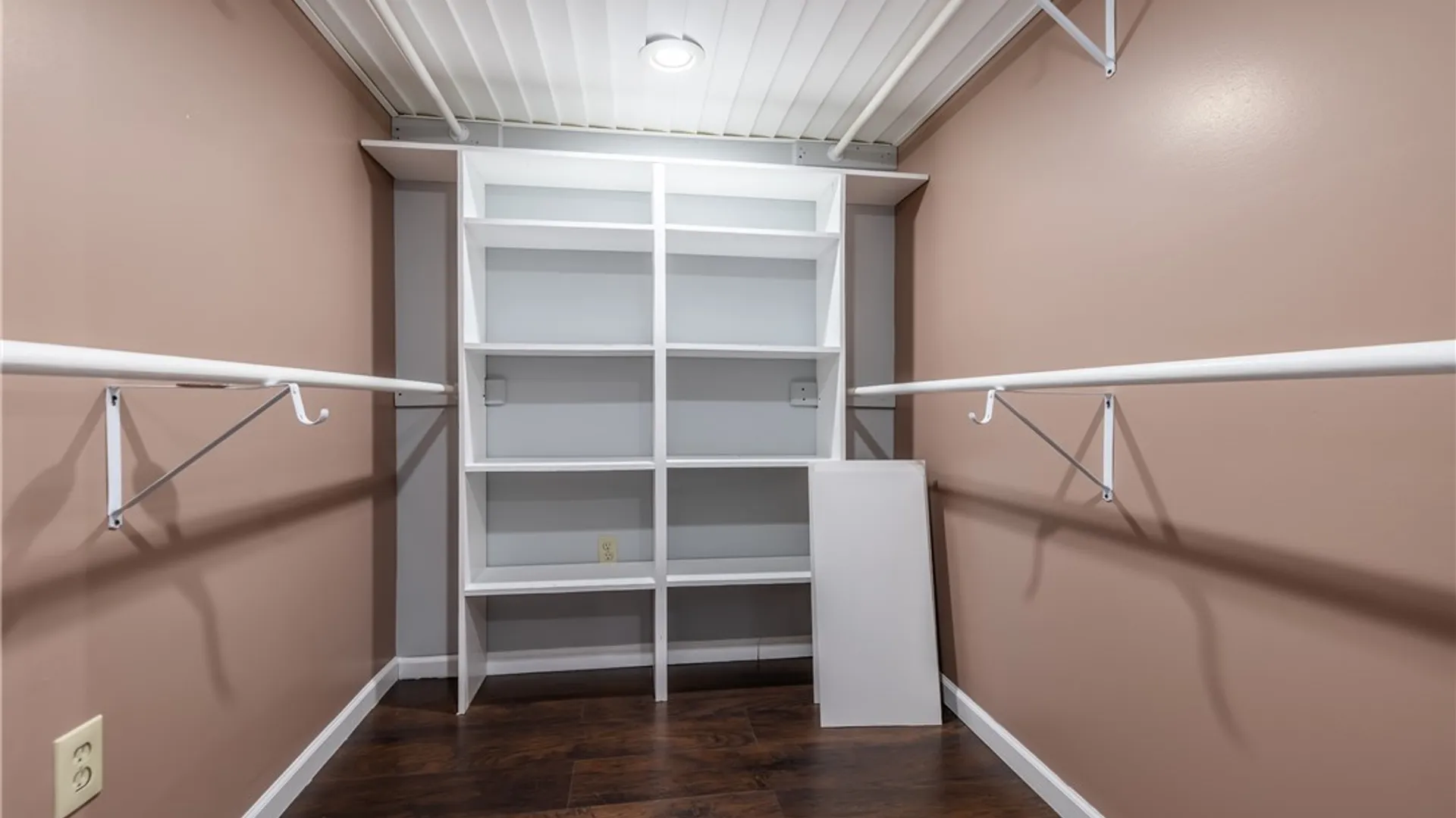 Property at 231 Hampton Boulevard, Greece, NY 14612 43