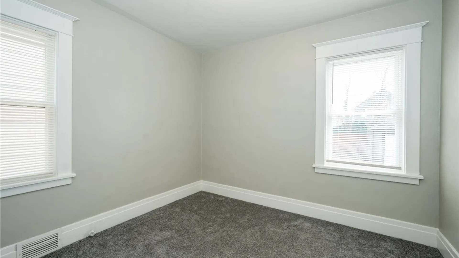 Property at 130 Palmer Avenue, Tonawanda, NY 14217 23