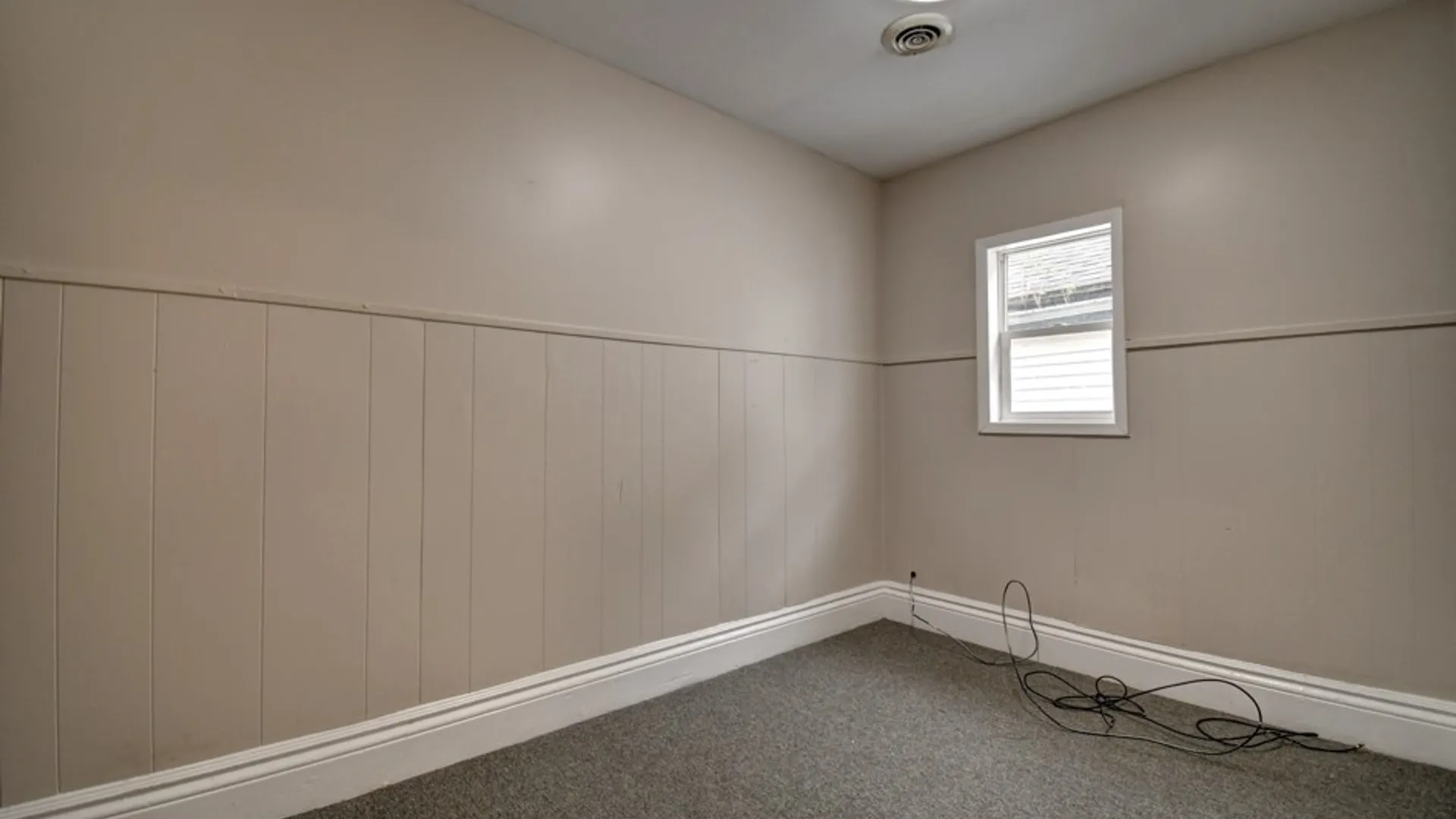 Property at 25 Bremen Street, Buffalo, NY 14213 3