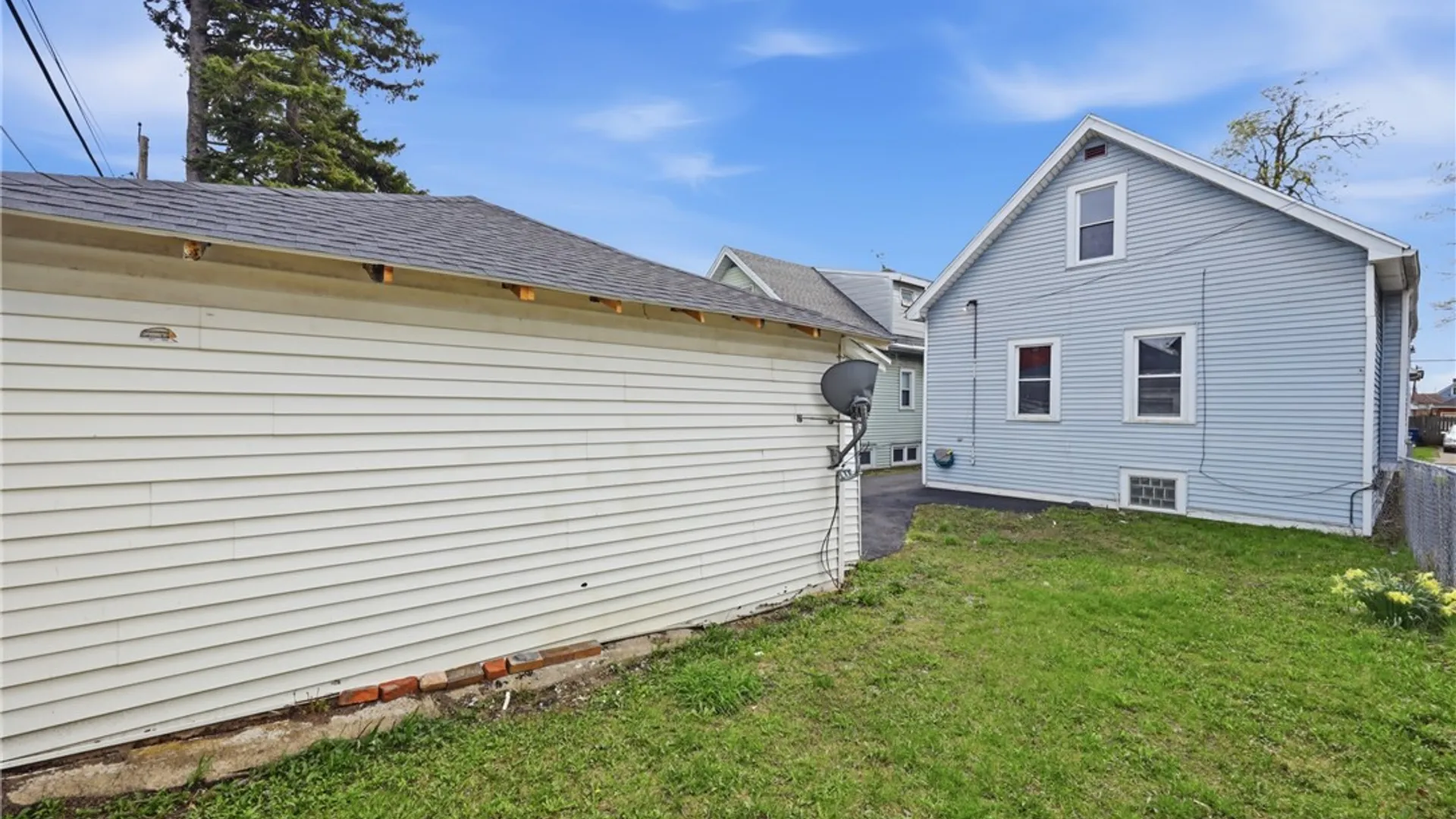 Property at 100 Maple Ridge Avenue, Buffalo, NY 14215 40