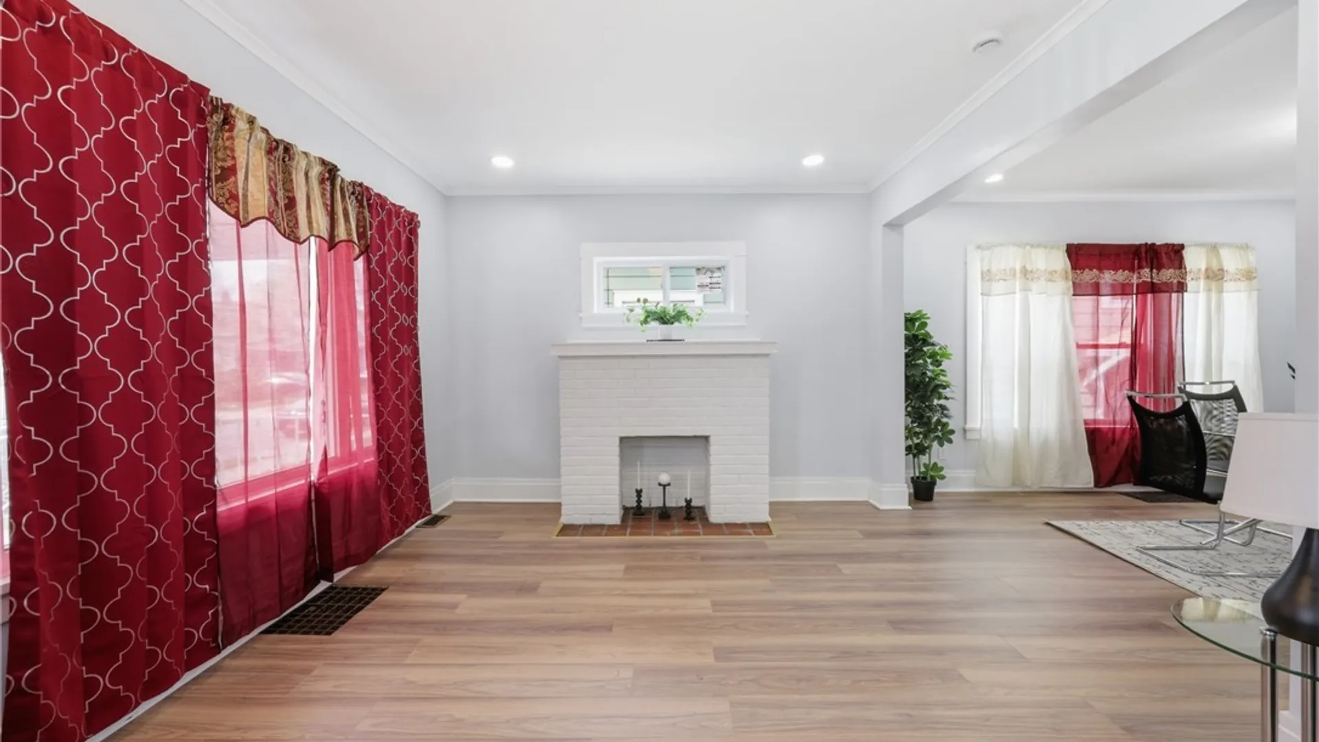 Property at 100 Maple Ridge Avenue, Buffalo, NY 14215 6