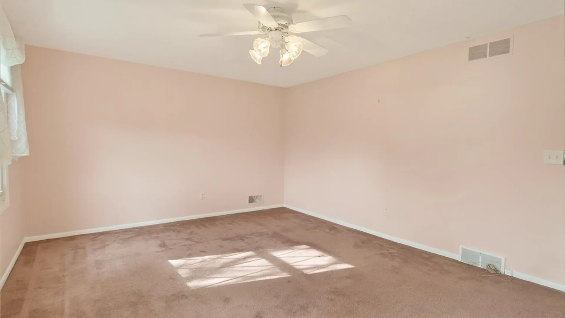 Property at 99 Old English Drive, Greece, NY 14616 44
