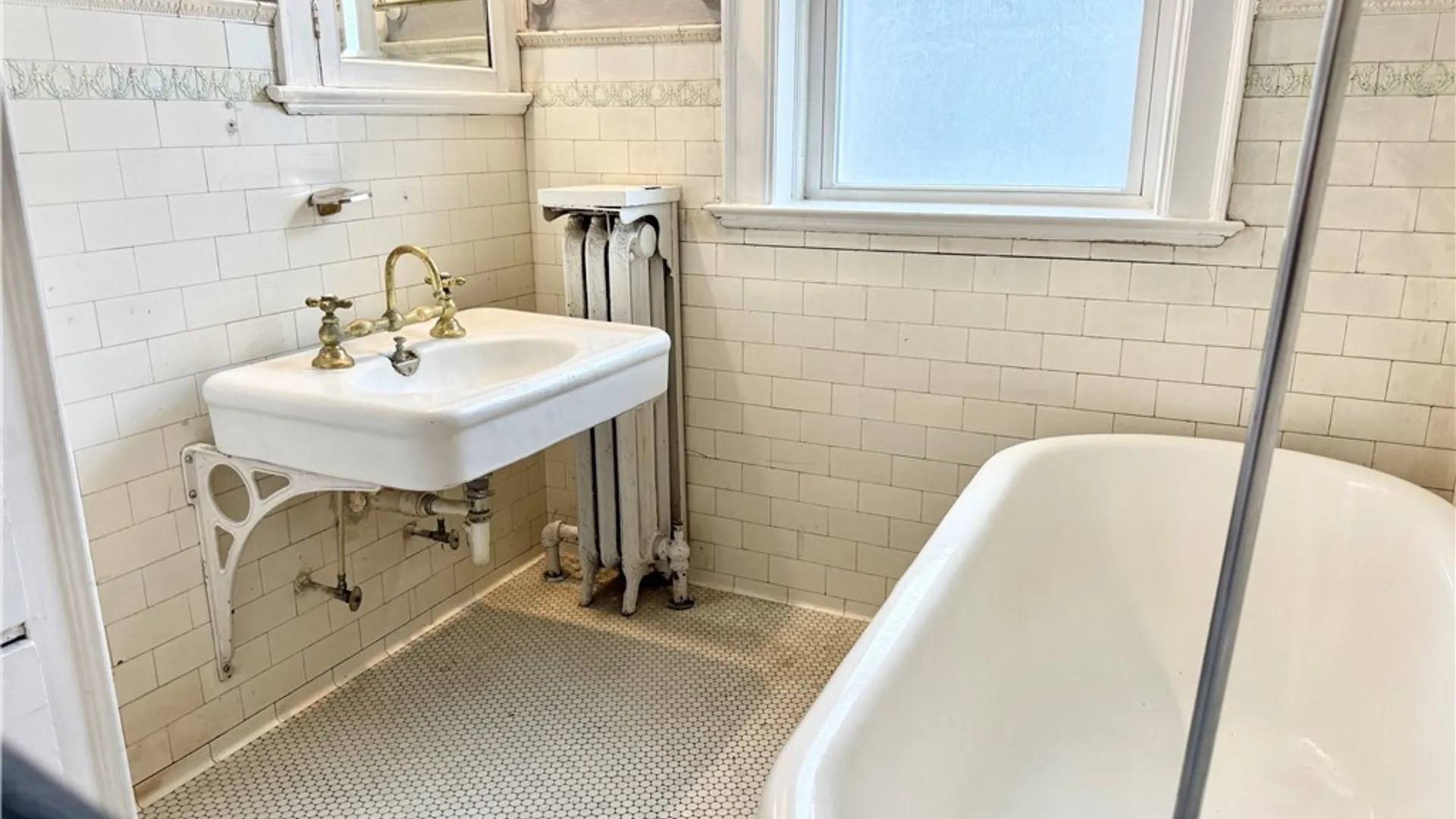 Property at 246 Bryant, Buffalo, NY 14222 15