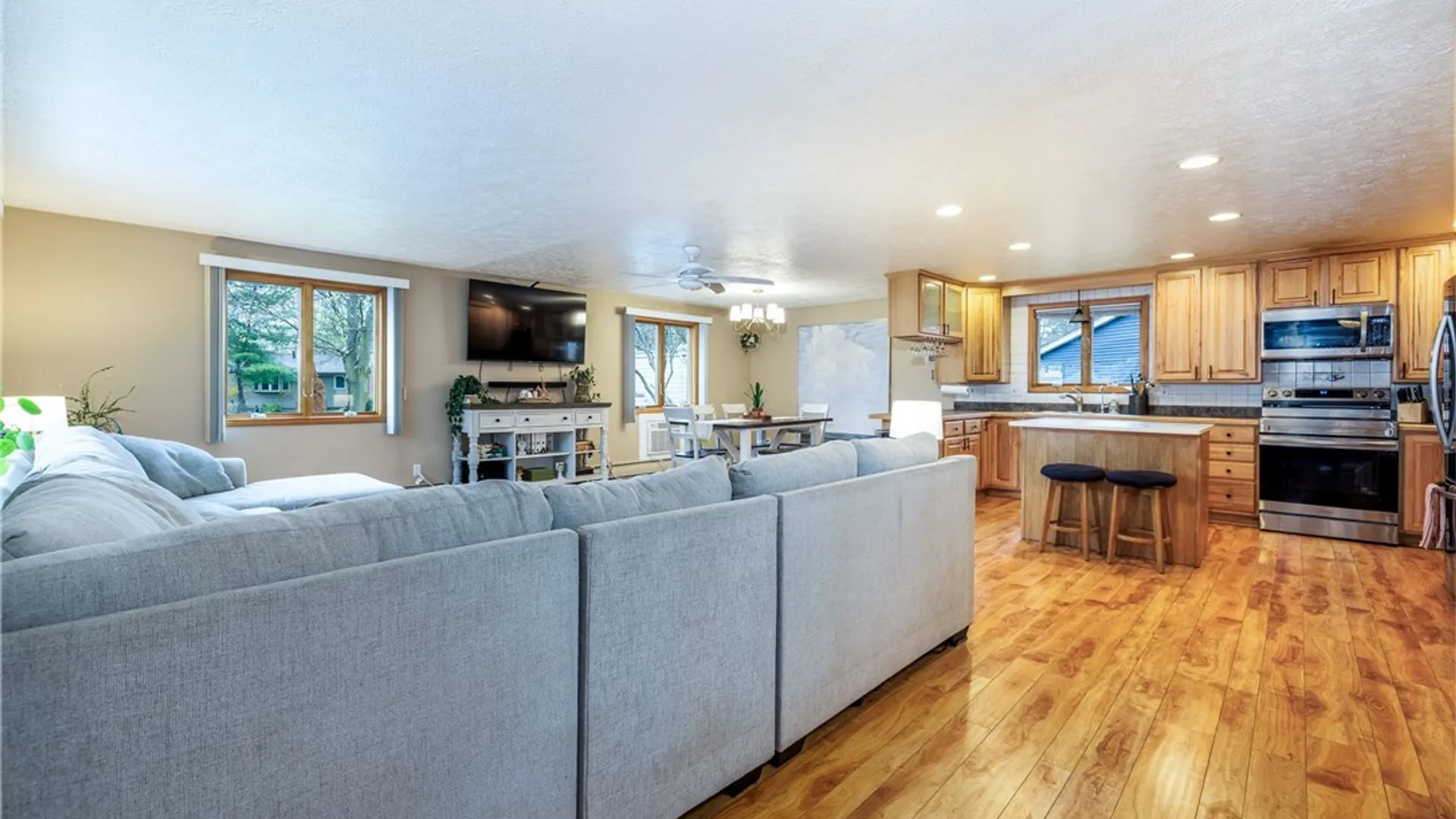 Property at 145 Mountain Ash Drive, Greece, NY 14615 18