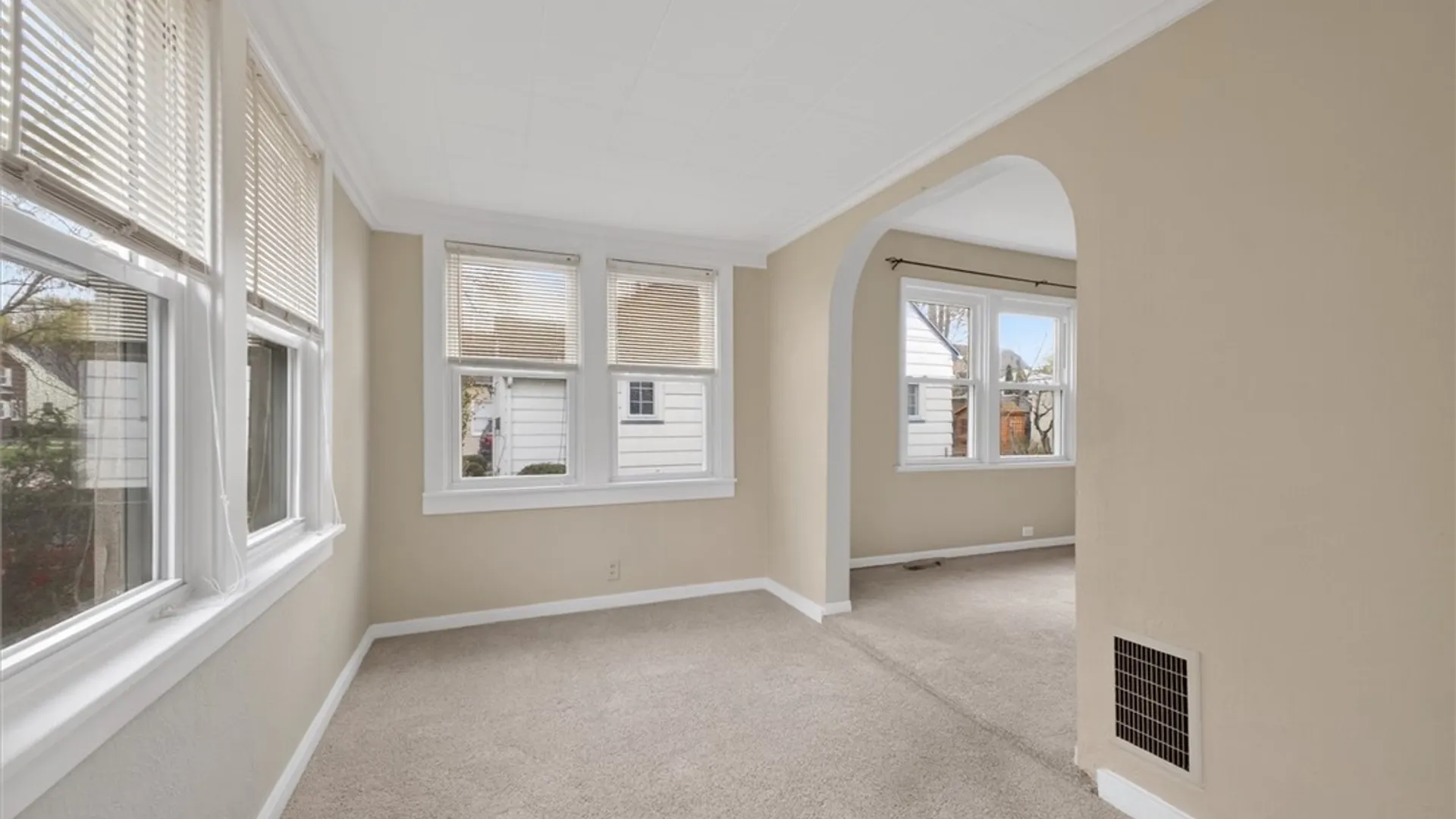 Property at 129 Birchwood Drive, Irondequoit, NY 14622 12
