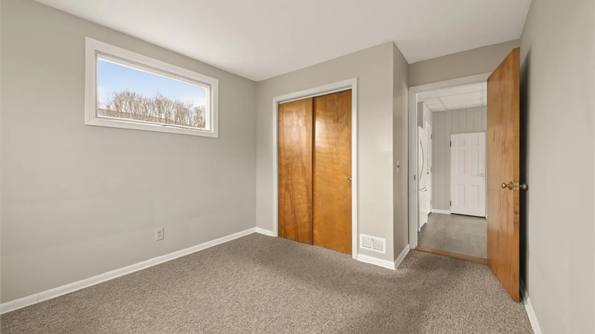 Property at 129 Birchwood Drive, Irondequoit, NY 14622 18