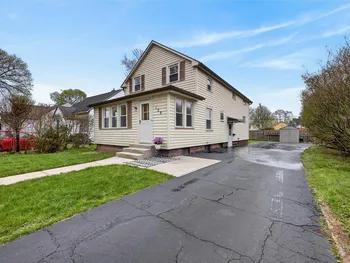 Property at 129 Birchwood Drive, Irondequoit, NY 14622