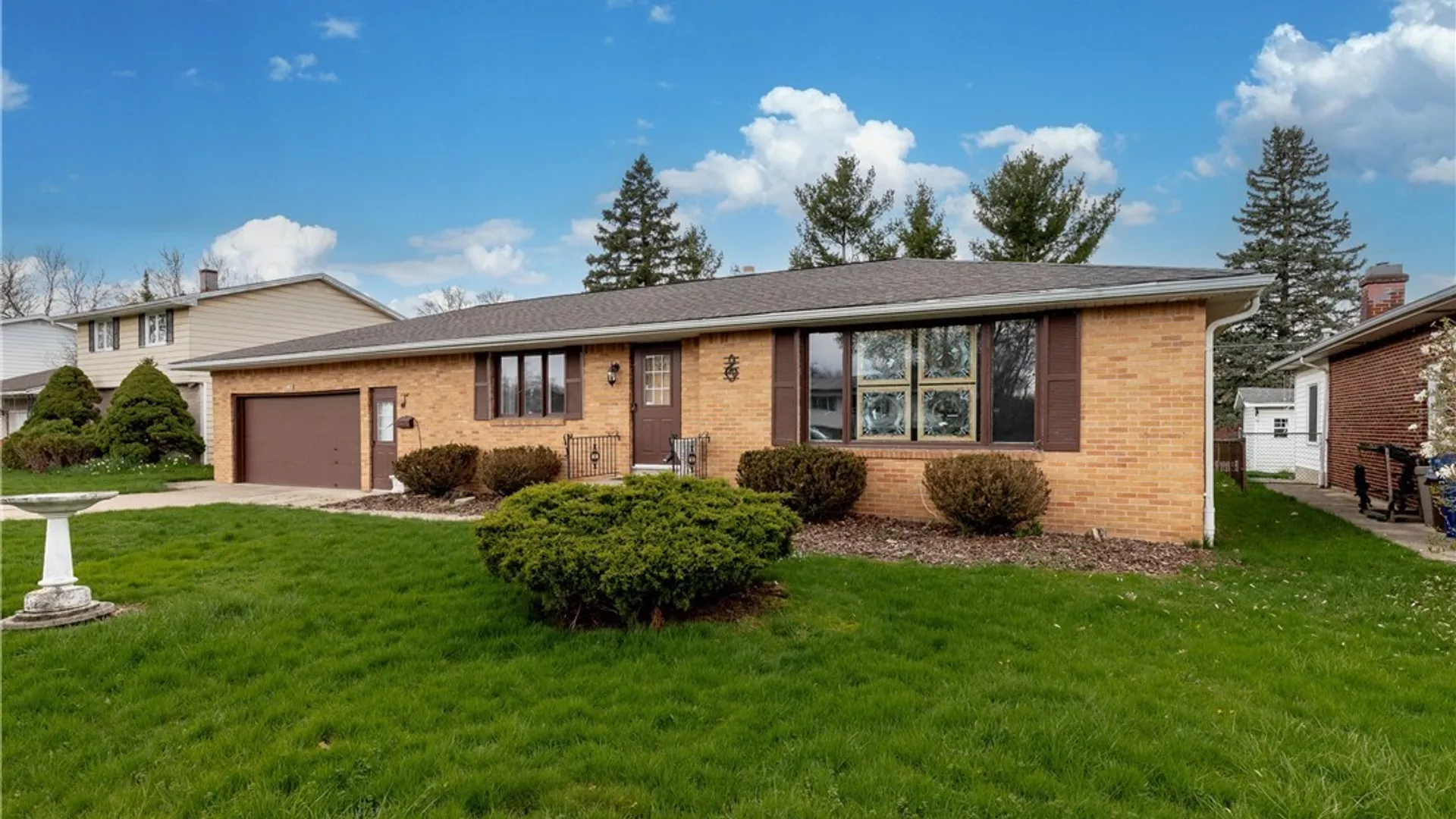 Property at 138 Coventry Road, Amherst, NY 14221 2