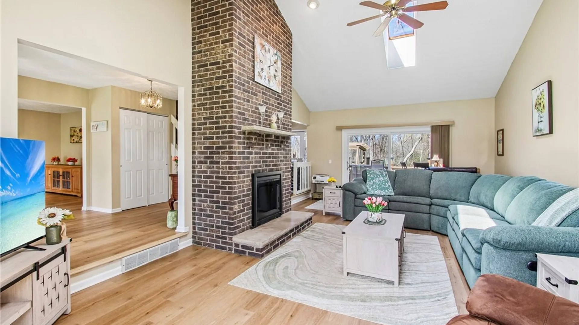 Property at 161 Anytrell Drive, Penfield, NY 14580 4
