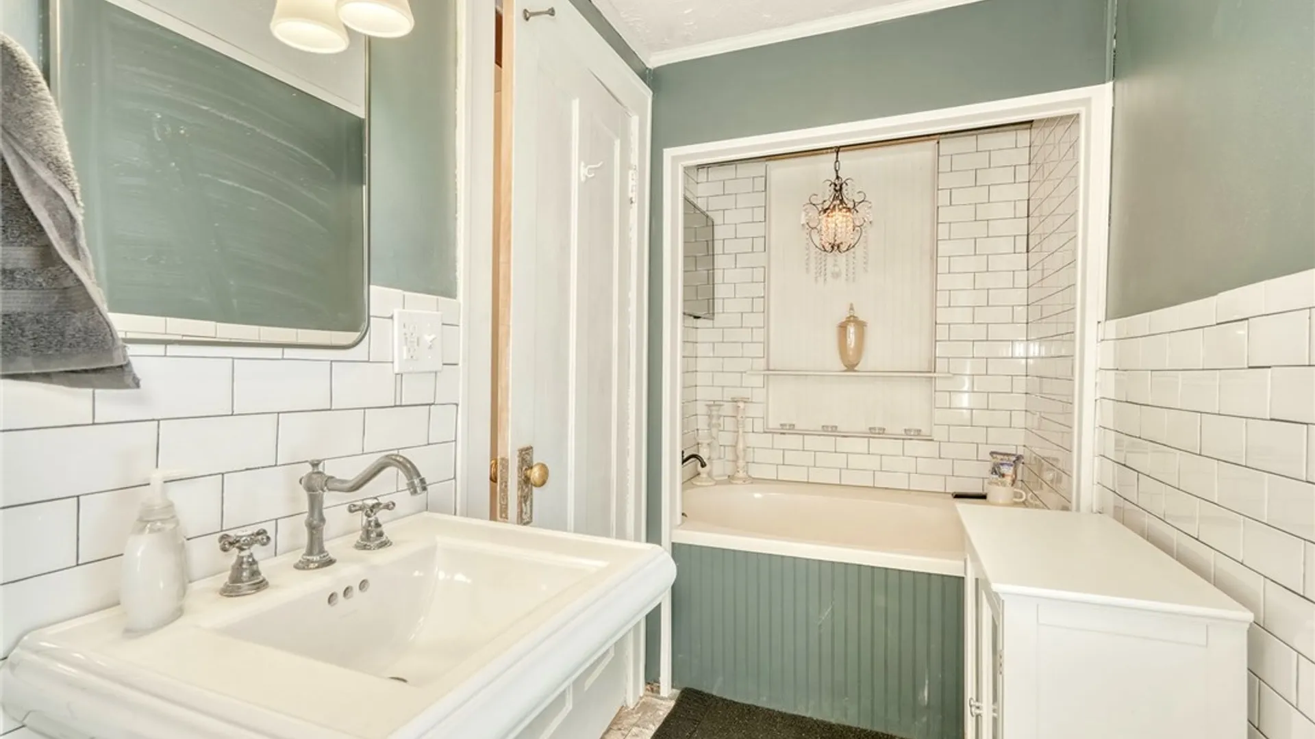 Property at 26 Knickerbocker Avenue, Rochester, NY 14615 25